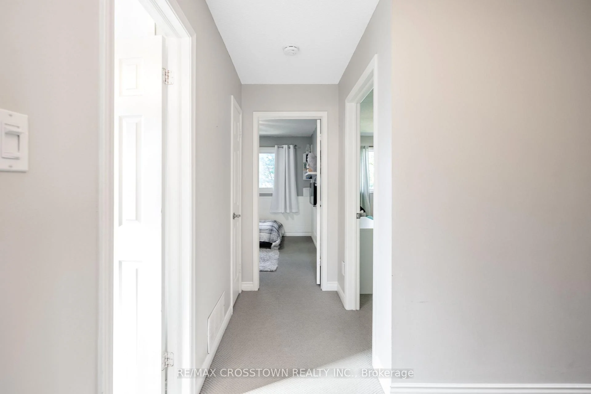 Photo 64 of 63 Oakridge Drive, Barrie, Sunnidale — HOMEH