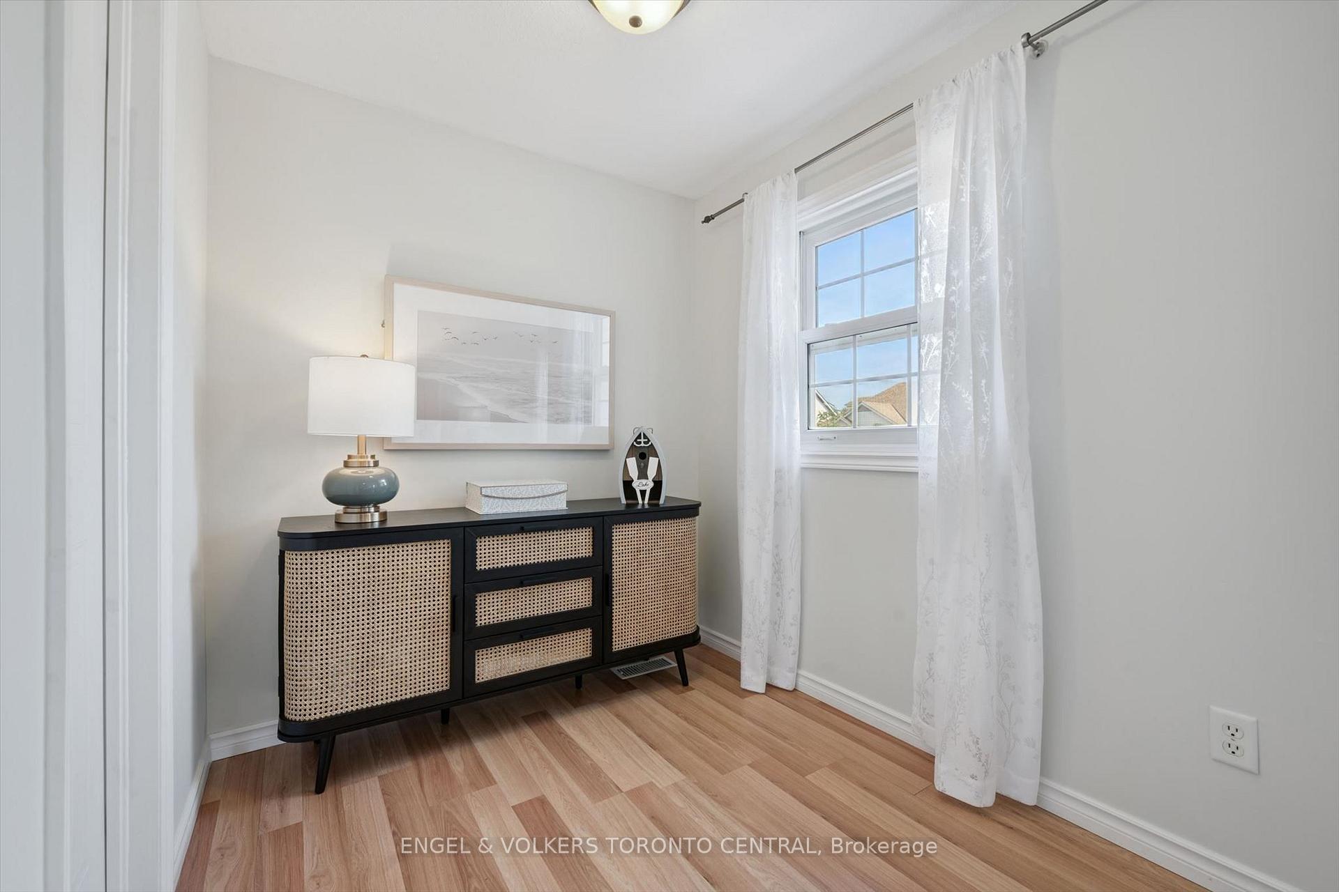 Photo 17 of 689A Star Flower Avenue, Waterloo, Clair Hills — HOMEH