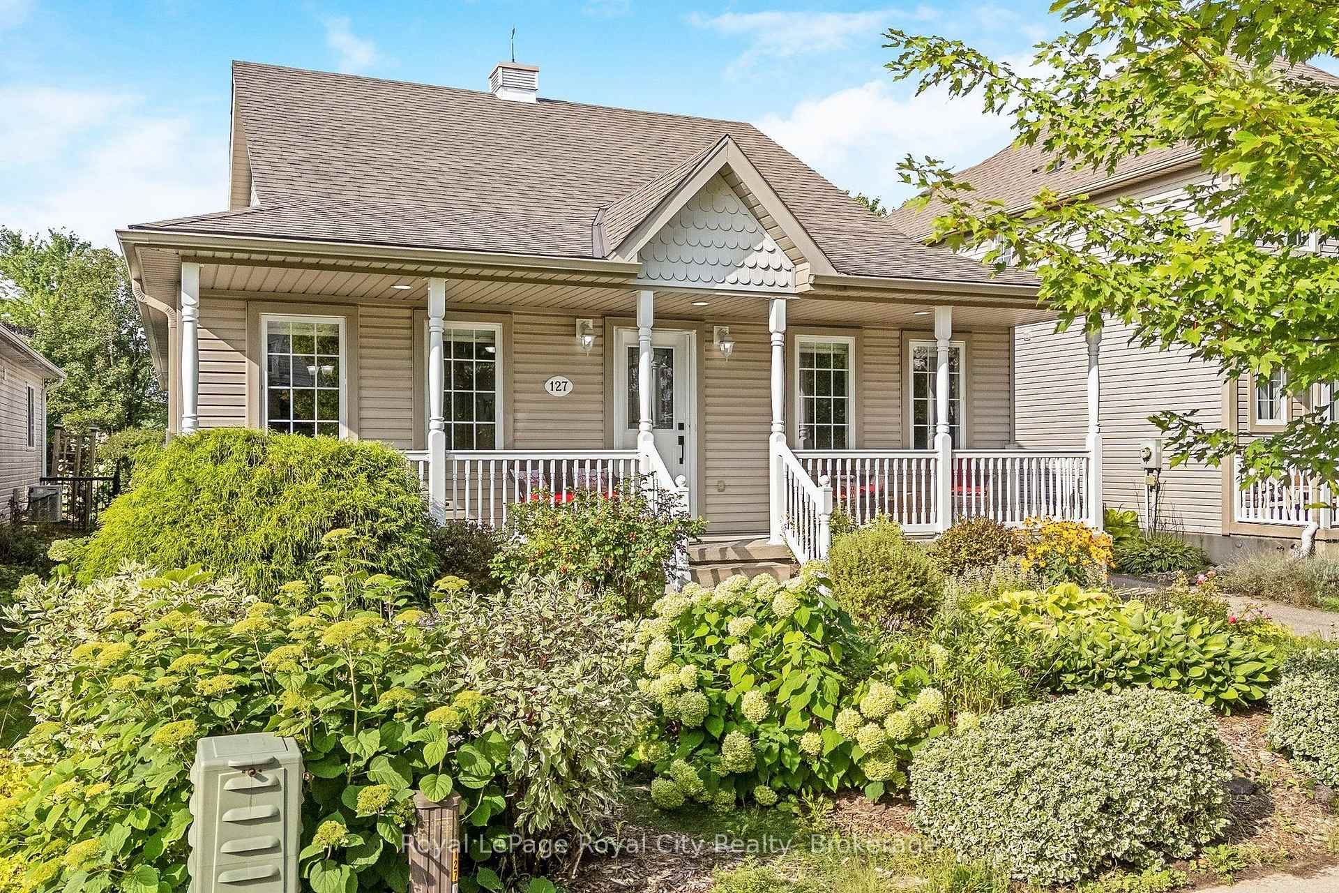 Photo 6 of 127 Old Maple Boulevard, Guelph/Eramosa, Rockwood — HOMEH
