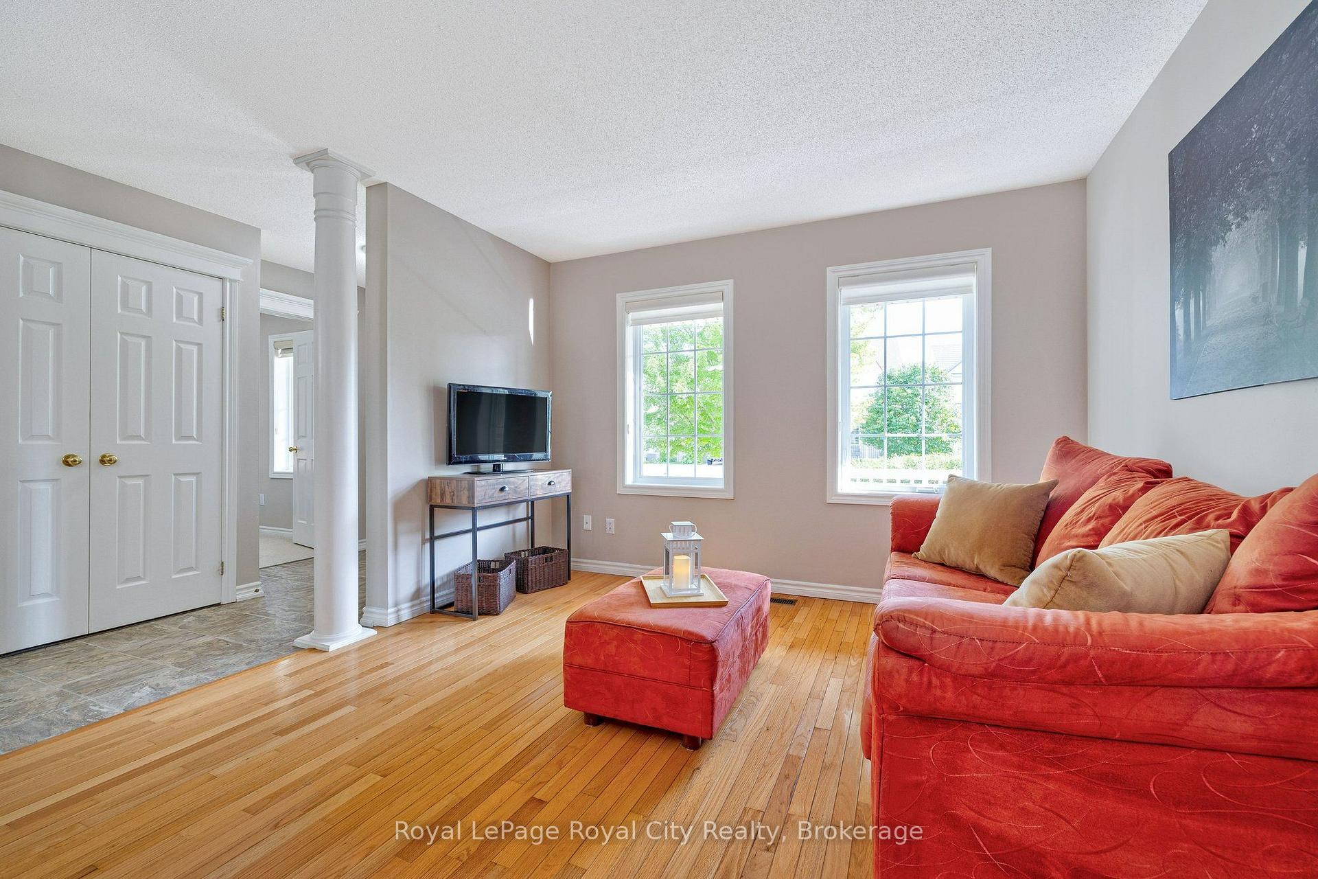 Photo 14 of 127 Old Maple Boulevard, Guelph/Eramosa, Rockwood — HOMEH