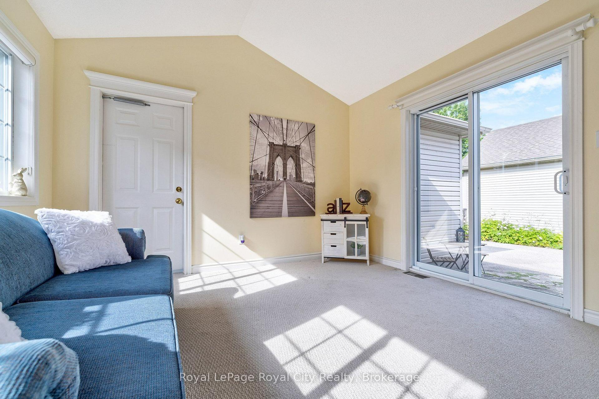 Photo 25 of 127 Old Maple Boulevard, Guelph/Eramosa, Rockwood — HOMEH