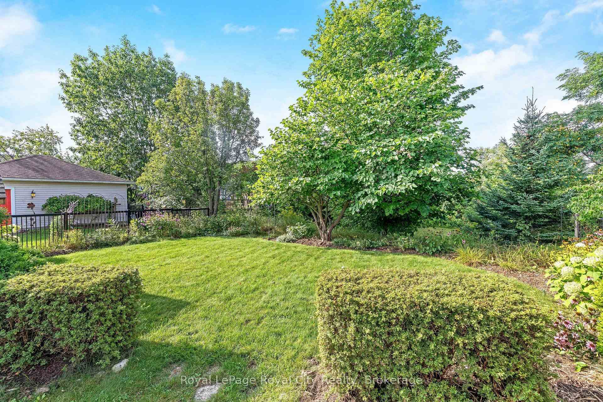 Photo 36 of 127 Old Maple Boulevard, Guelph/Eramosa, Rockwood — HOMEH