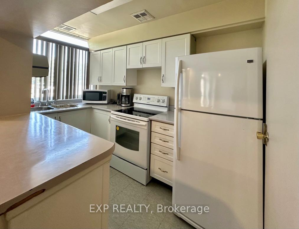 Photo 42 of Unit 303, 300 Webb Drive, Mississauga, City Centre — HOMEH