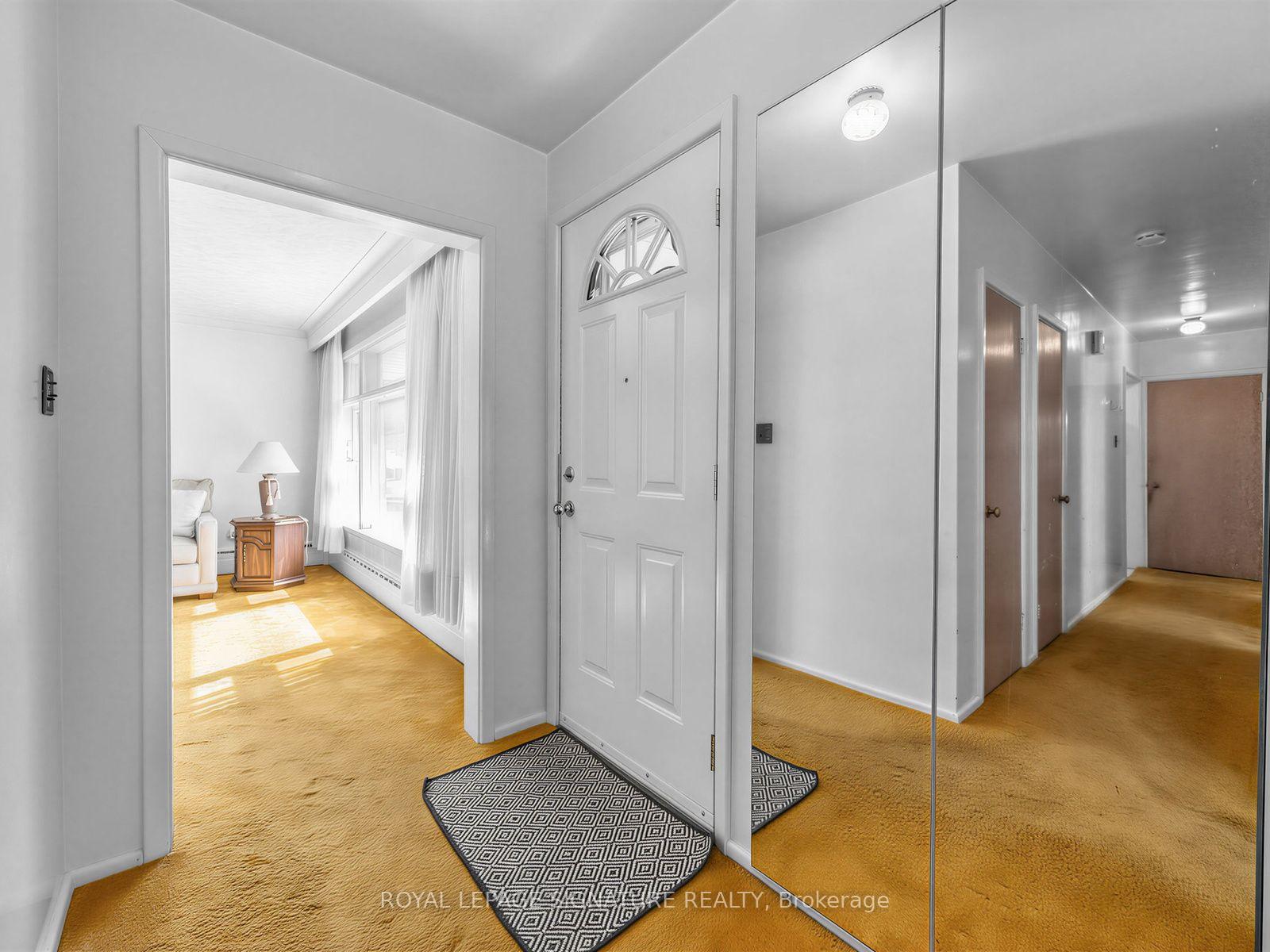 Photo 3 of 68 Beacham Crescent, Scarborough, Tam O'Shanter-Sullivan — HOMEH