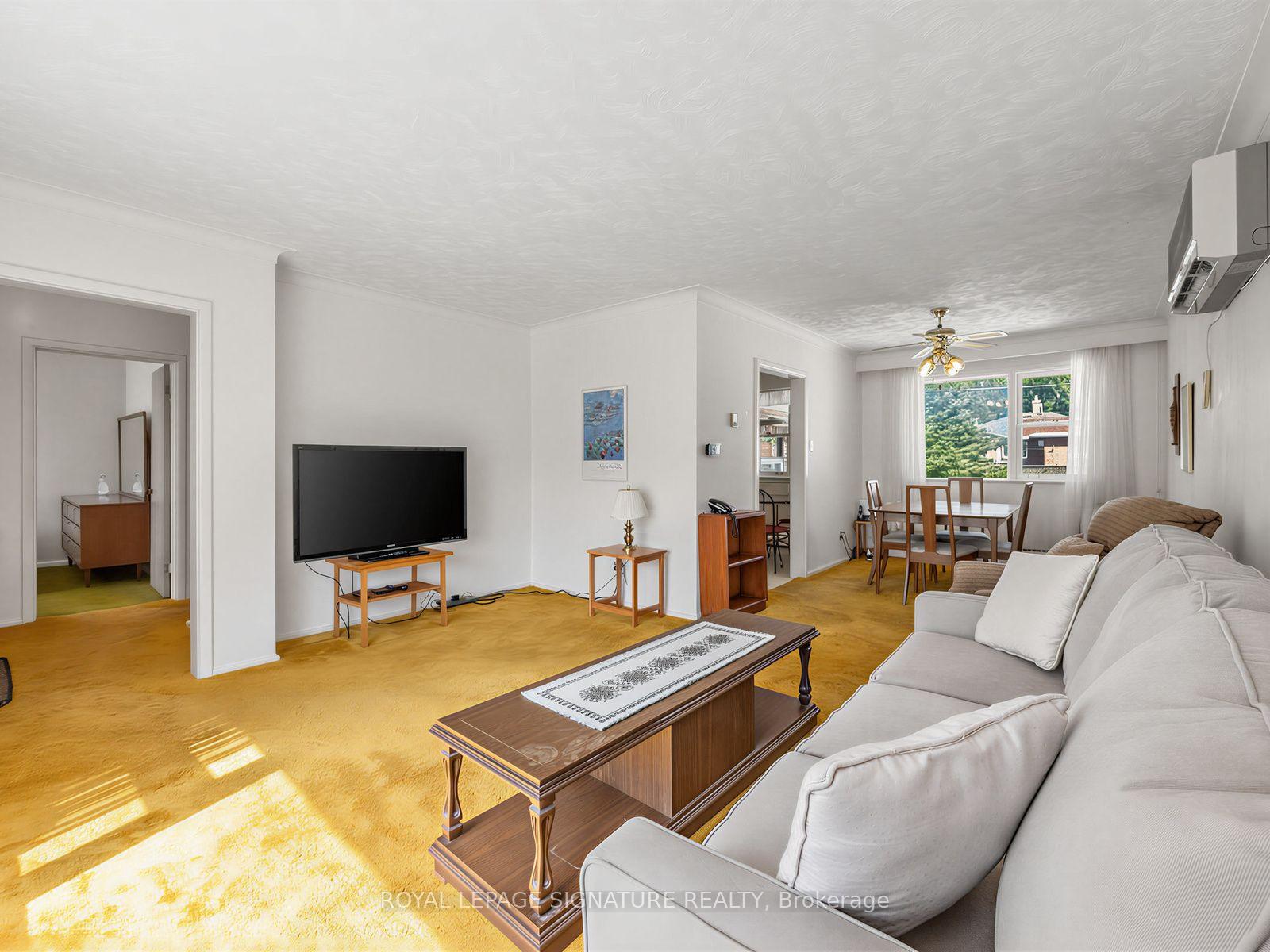 Photo 6 of 68 Beacham Crescent, Scarborough, Tam O'Shanter-Sullivan — HOMEH