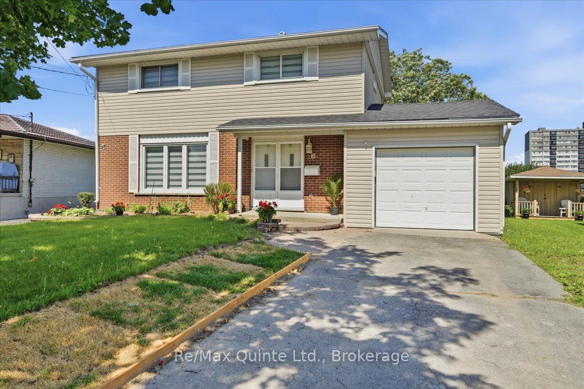 Photo 2 of 15 Robertson Lane, Belleville, Belleville Ward — HOMEH
