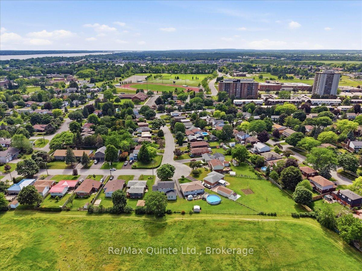 Photo 44 of 15 Robertson Lane, Belleville, Belleville Ward — HOMEH