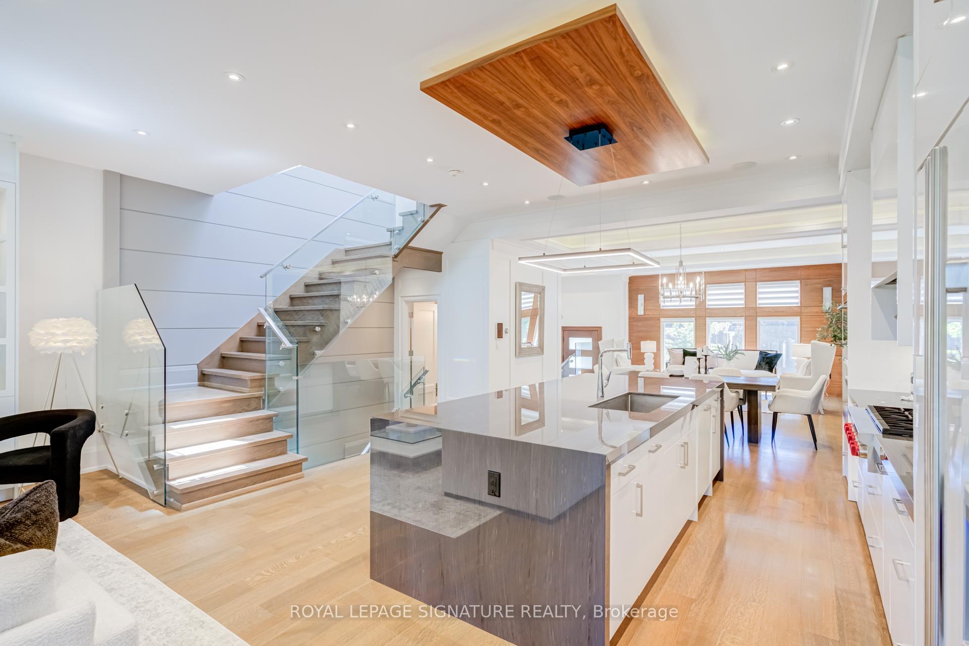 Photo 11 of 200 Snowdon Avenue, Toronto, Lawrence Park North — HOMEH