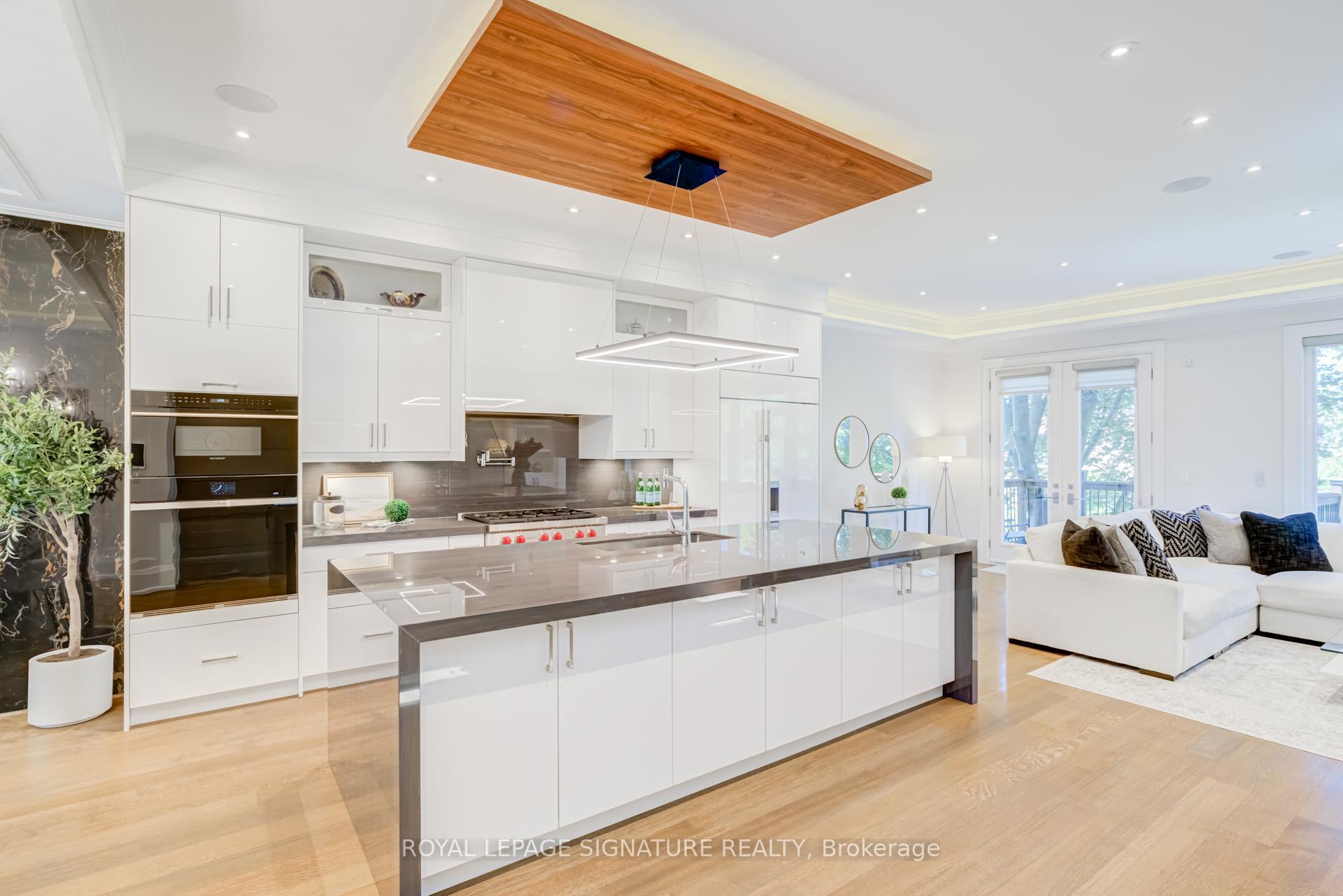 Photo 12 of 200 Snowdon Avenue, Toronto, Lawrence Park North — HOMEH