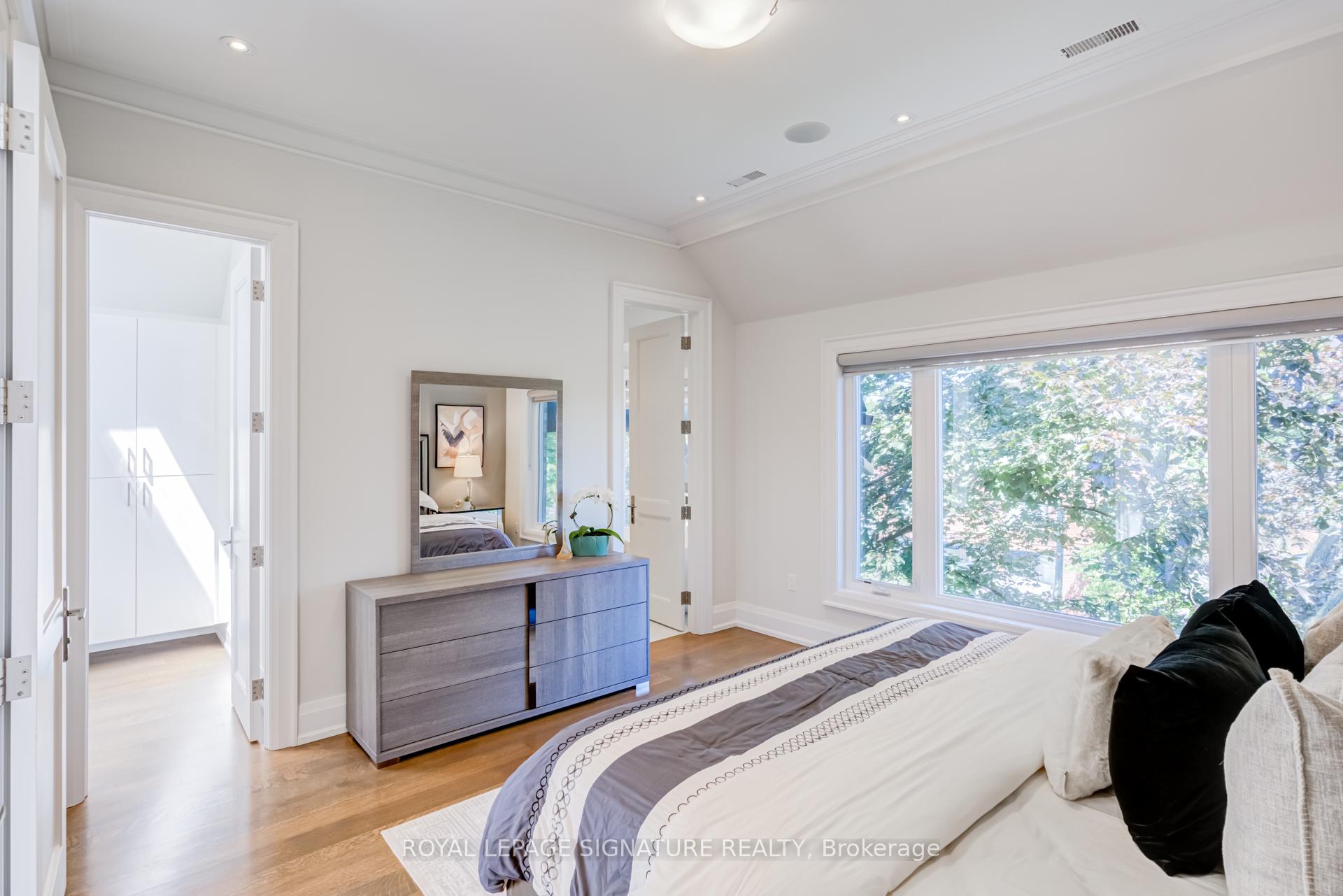 Photo 21 of 200 Snowdon Avenue, Toronto, Lawrence Park North — HOMEH