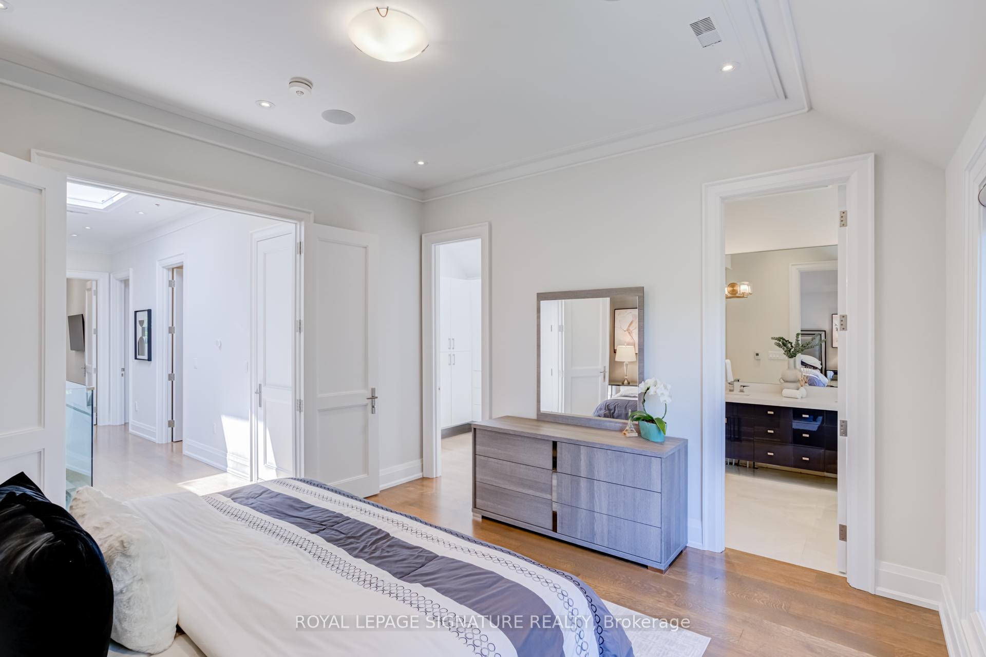 Photo 22 of 200 Snowdon Avenue, Toronto, Lawrence Park North — HOMEH
