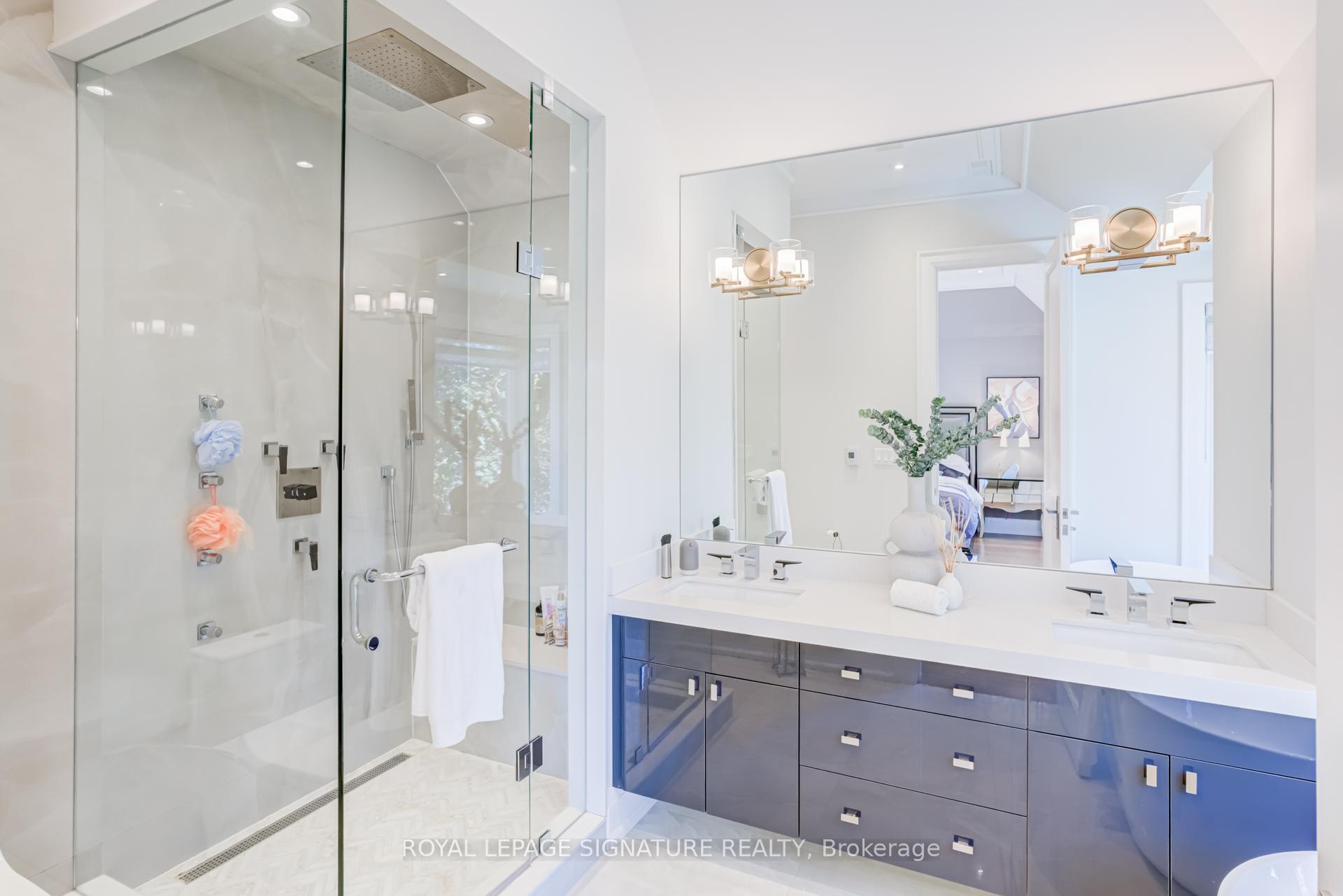 Photo 24 of 200 Snowdon Avenue, Toronto, Lawrence Park North — HOMEH