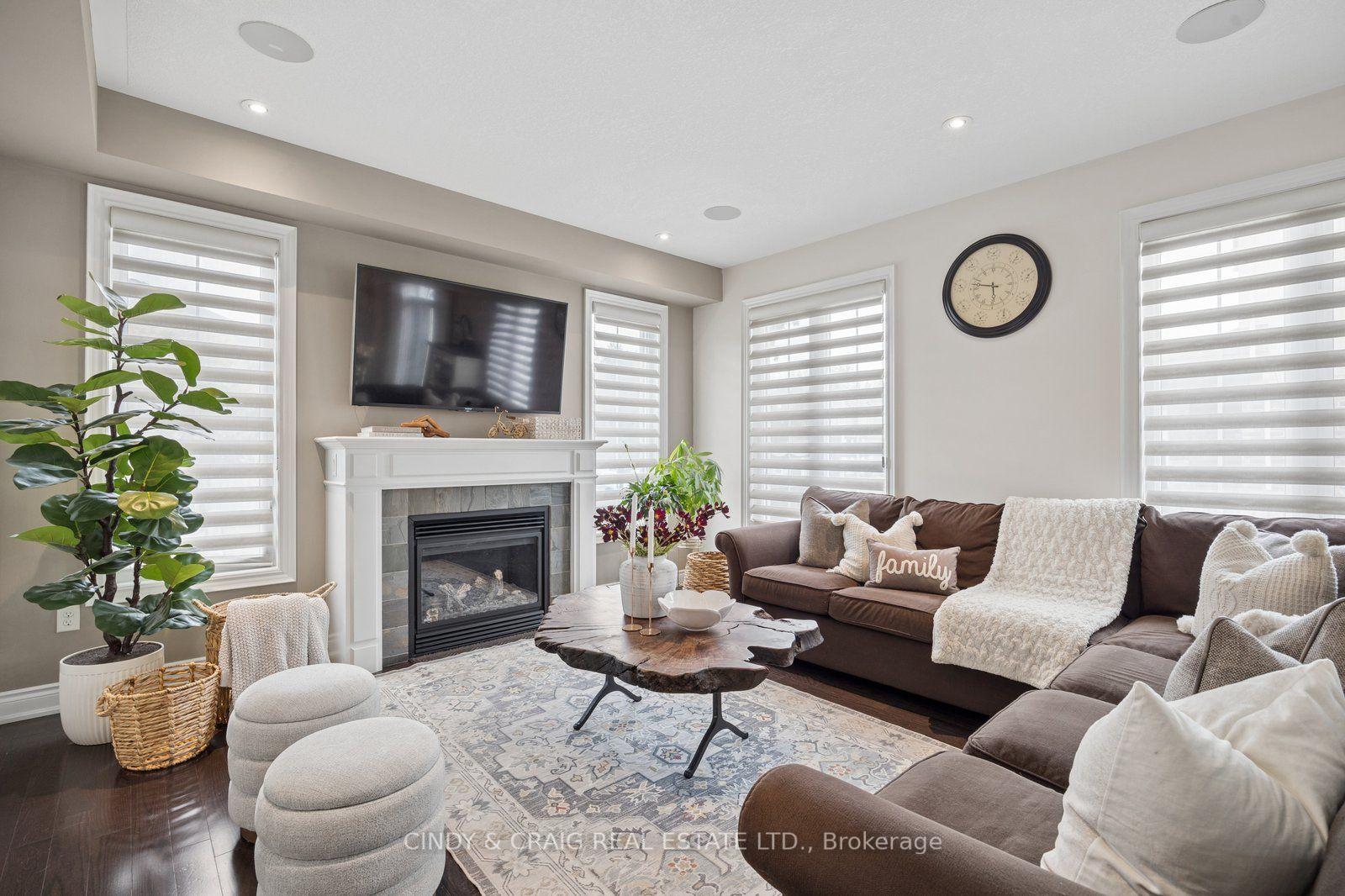 Photo 13 of 27 Elmer Adams Drive, Clarington, Courtice — HOMEH