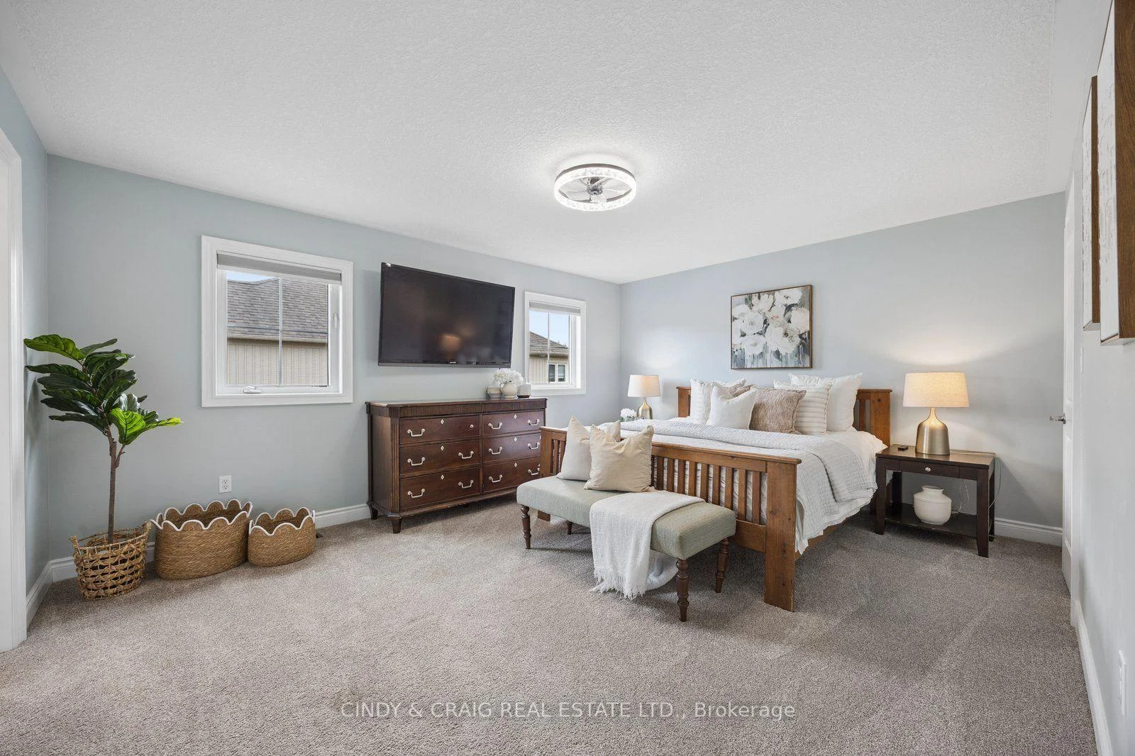 Photo 7 of 27 Elmer Adams Drive, Clarington, Courtice — HOMEH