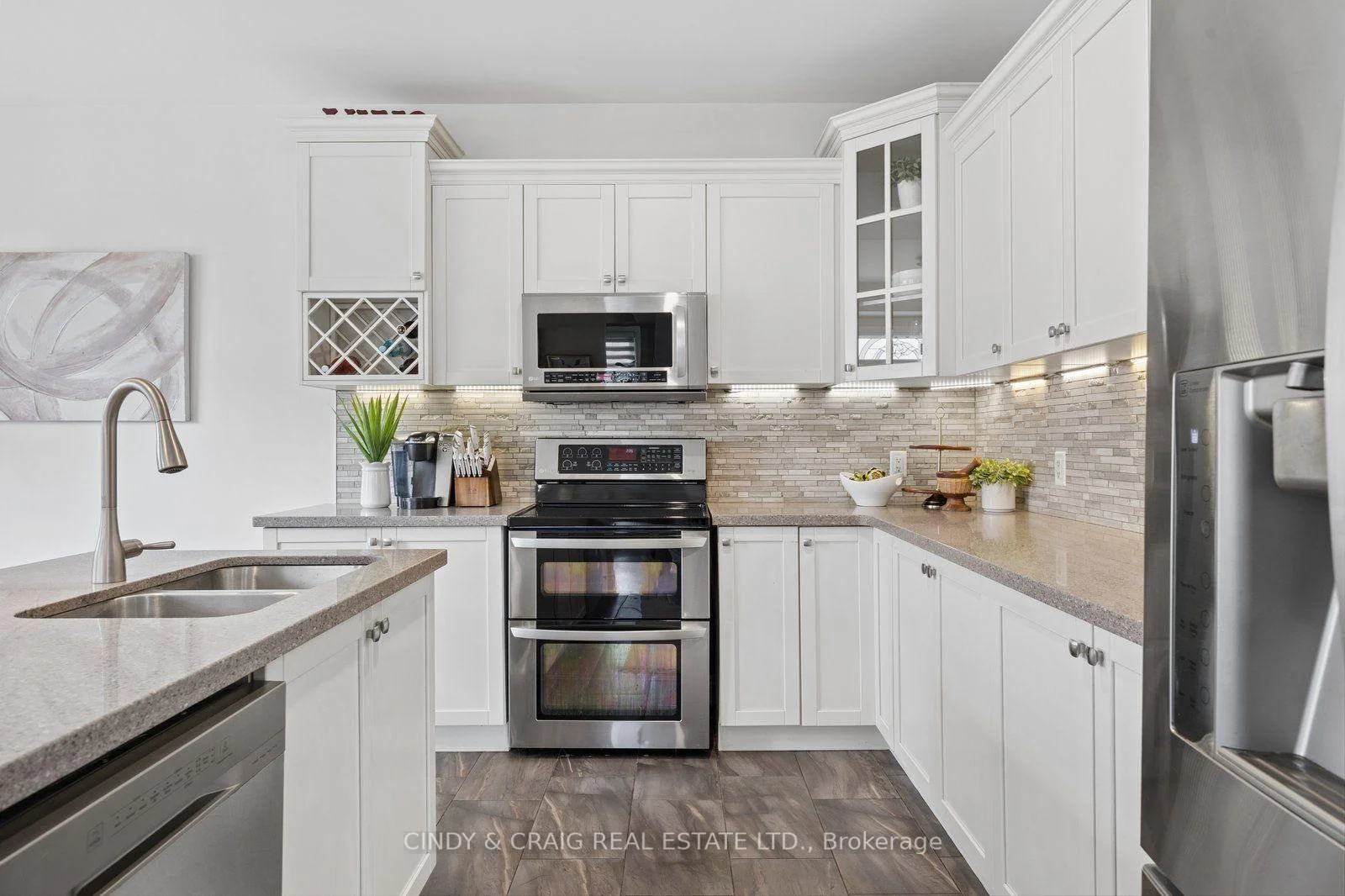 Photo 14 of 27 Elmer Adams Drive, Clarington, Courtice — HOMEH