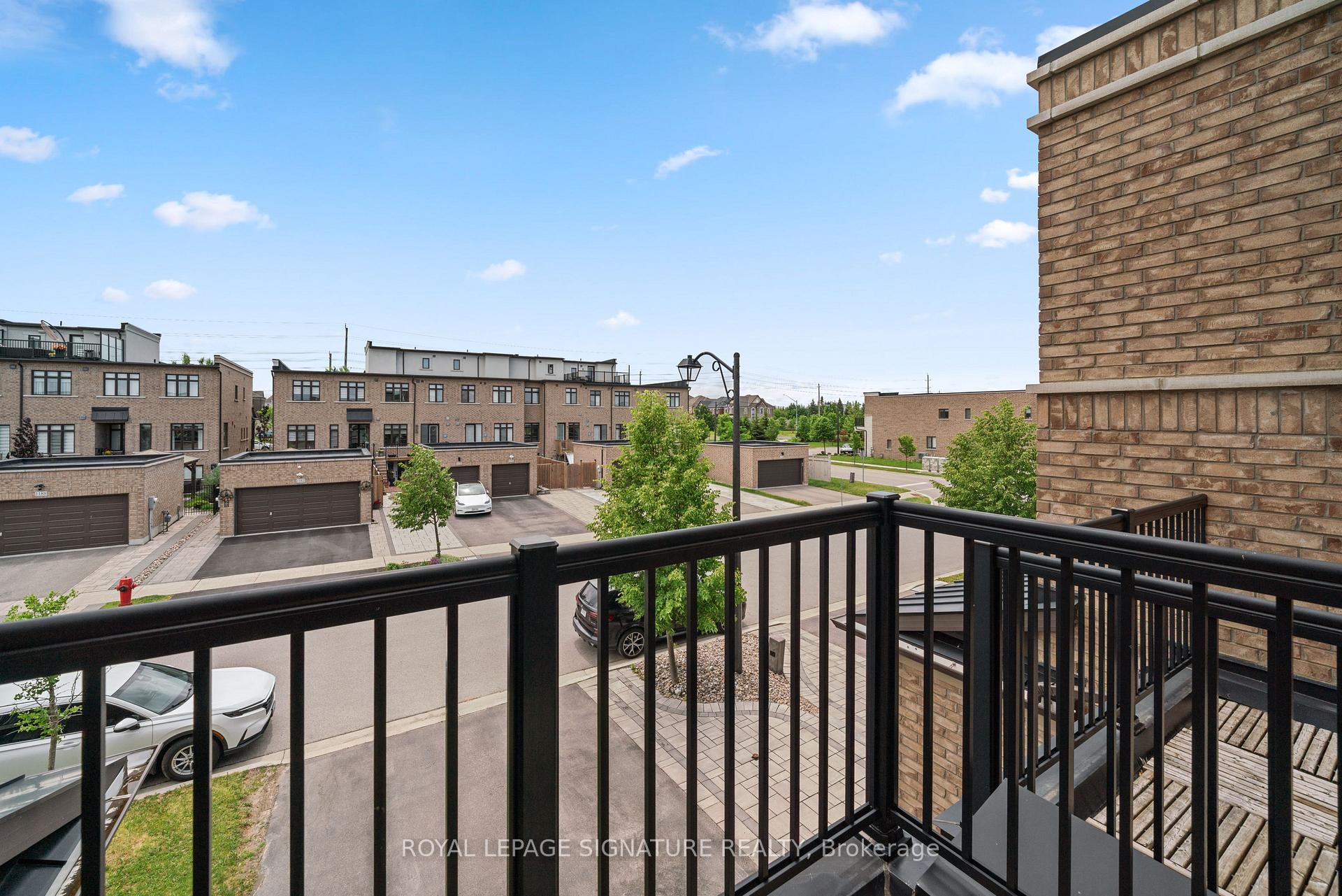 Photo 21 of 116 Elyse Court, Aurora, Bayview Northeast — HOMEH