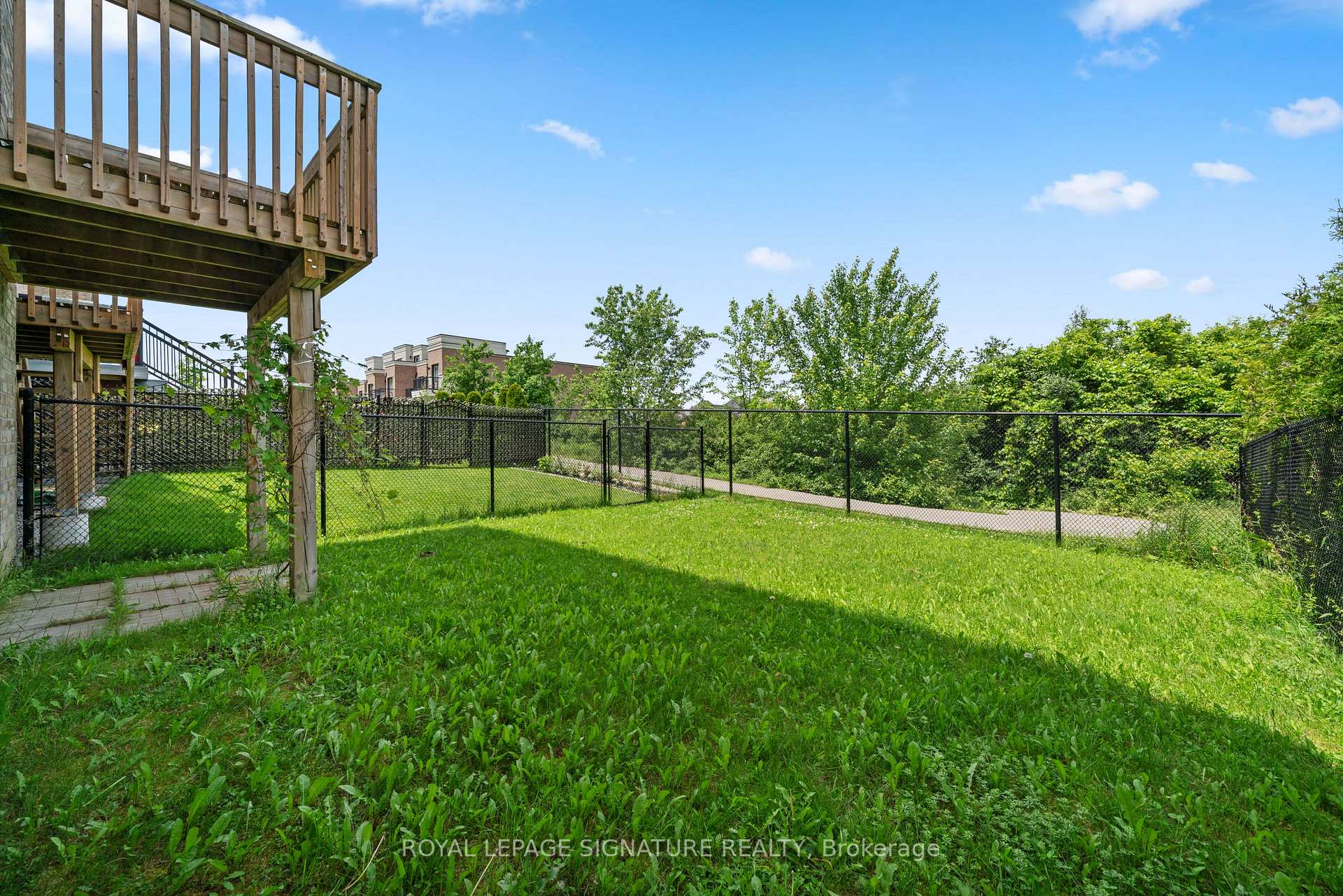 Photo 26 of 116 Elyse Court, Aurora, Bayview Northeast — HOMEH