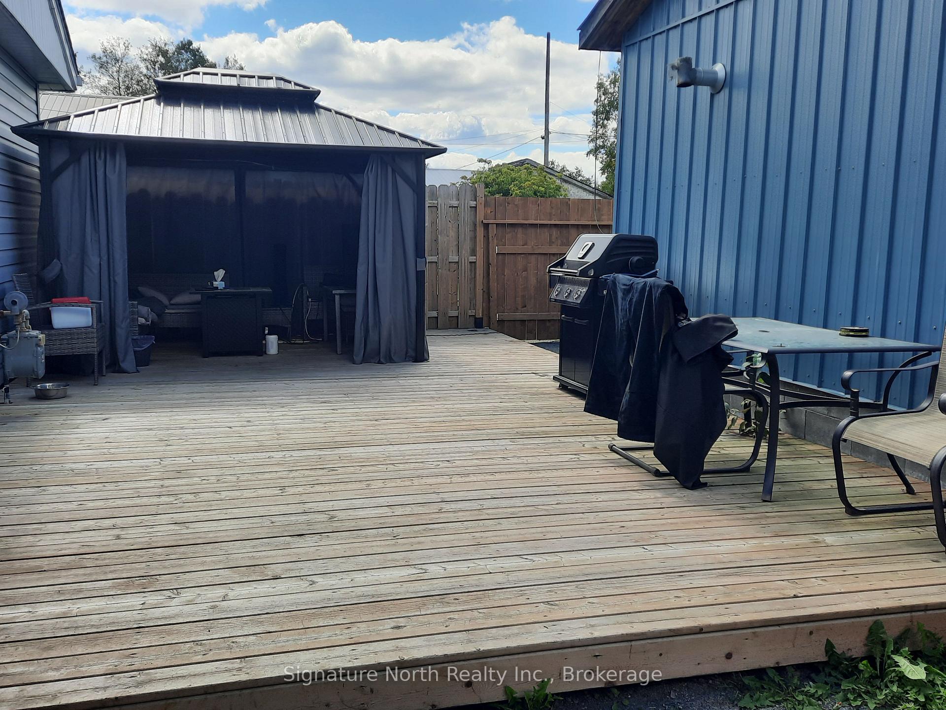 Photo 15 of 612 Main Street, Greenstone, Geraldton — HOMEH