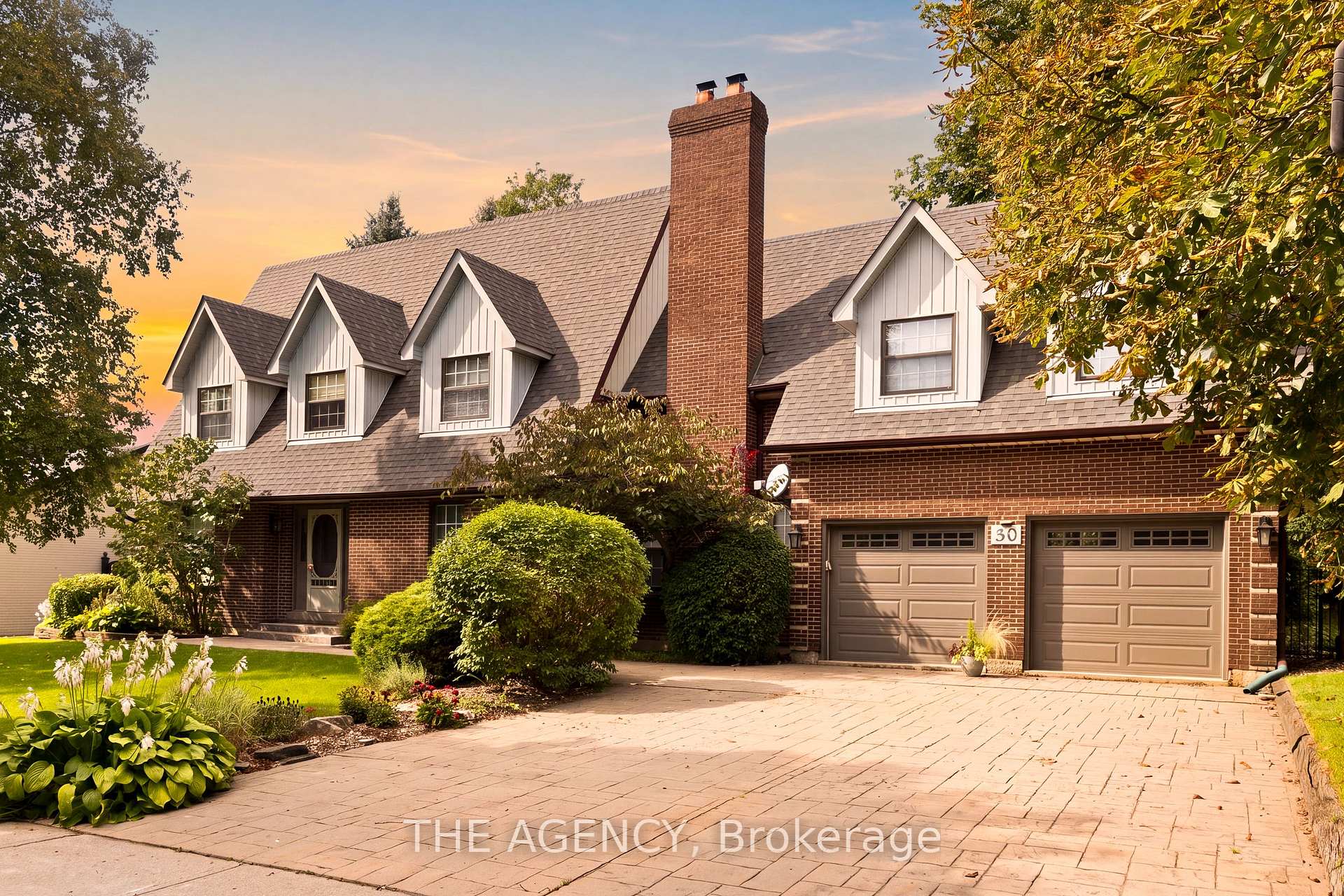 Photo 2 of 30 Goodfellow Crescent, King, Nobleton — HOMEH