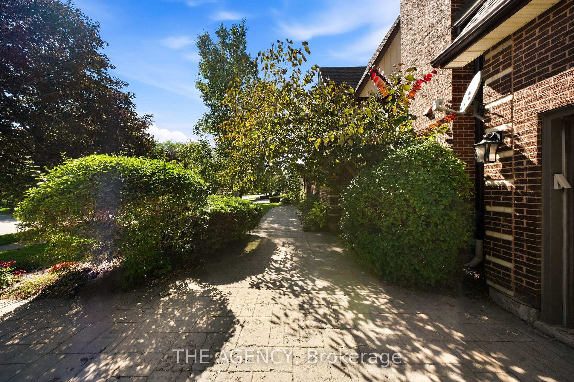 Photo 8 of 30 Goodfellow Crescent, King, Nobleton — HOMEH