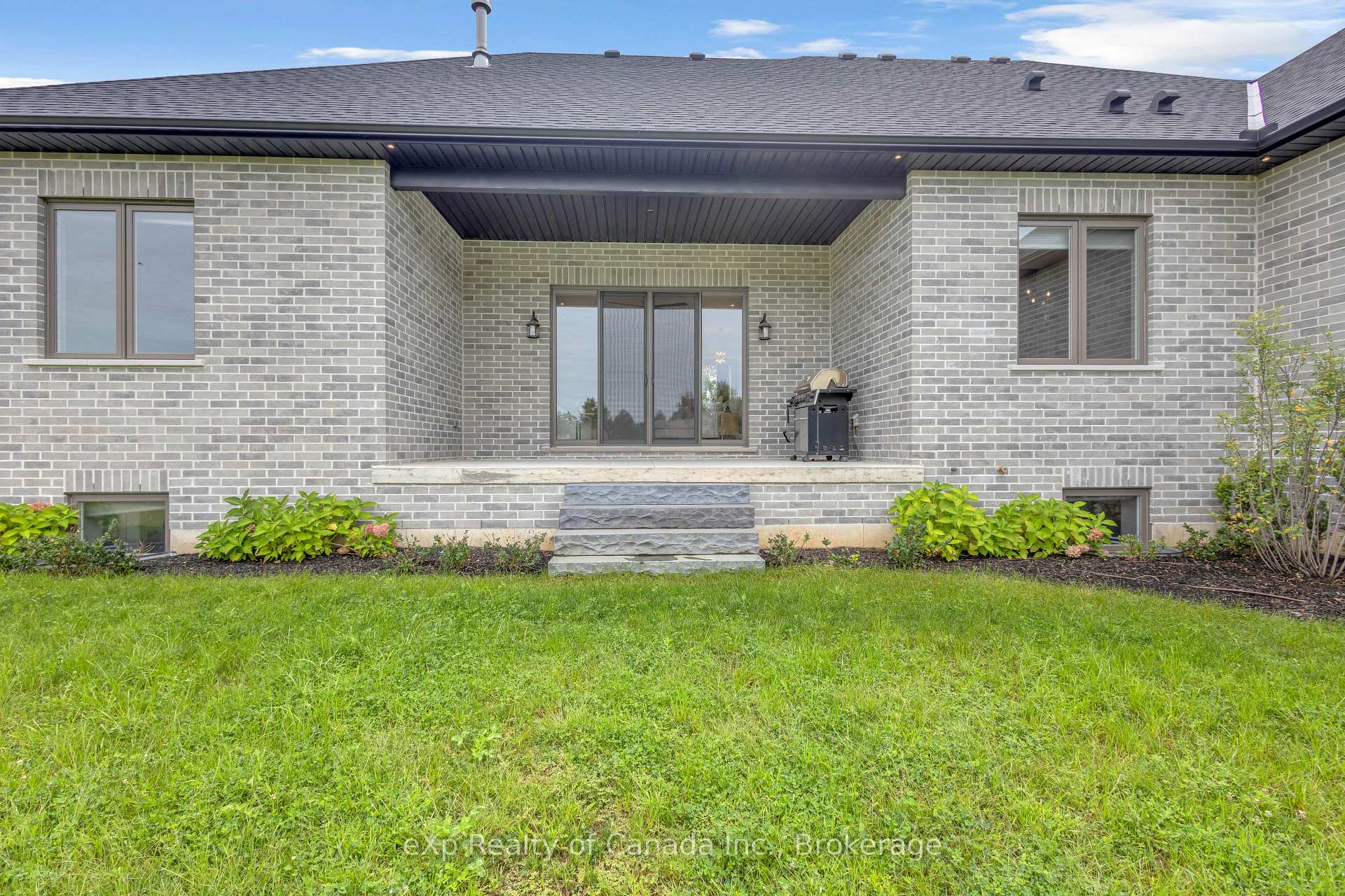 Photo 7 of 3 Clover Lane, Norwich, Otterville — HOMEH
