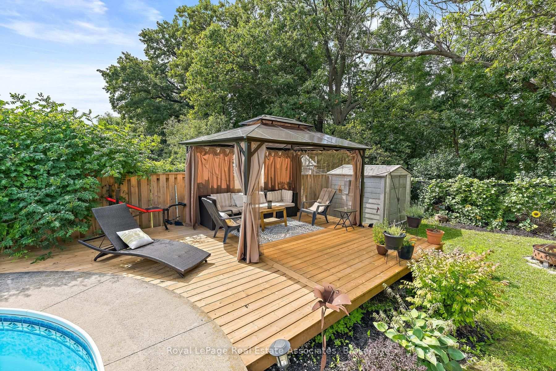 Photo 40 of 1069 Knotty Pine Grove, Mississauga, Meadowvale Village — HOMEH