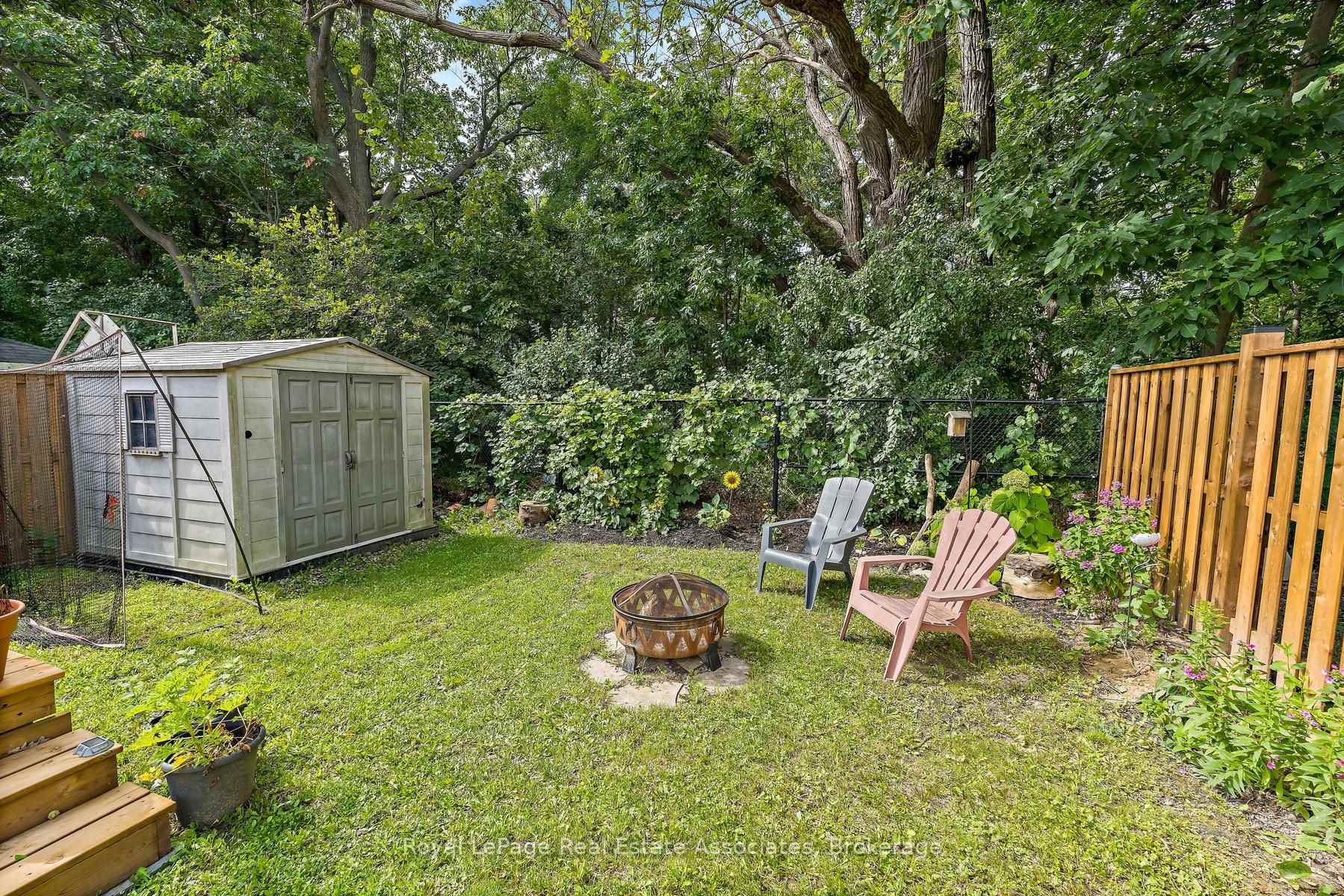 Photo 41 of 1069 Knotty Pine Grove, Mississauga, Meadowvale Village — HOMEH