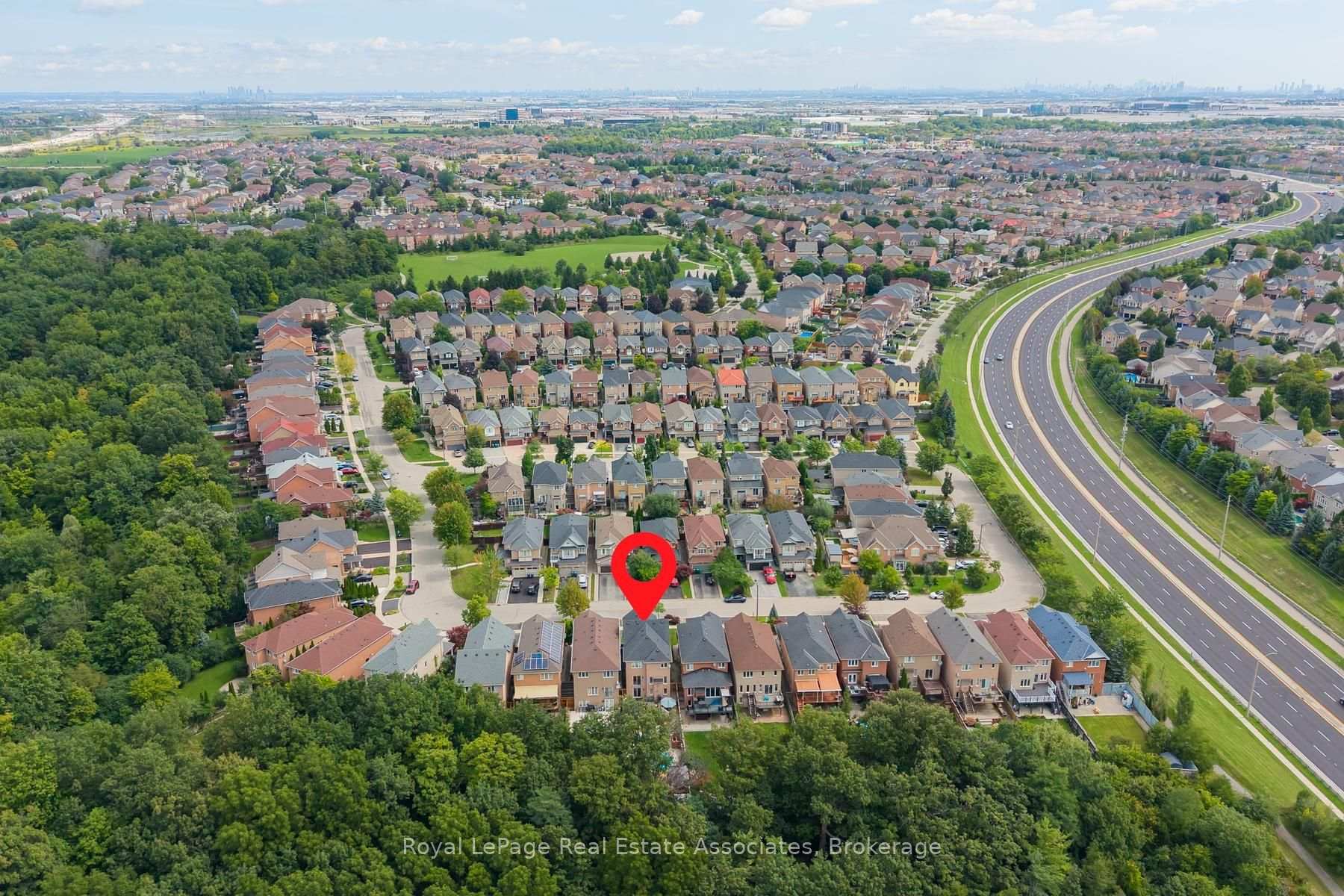 Photo 43 of 1069 Knotty Pine Grove, Mississauga, Meadowvale Village — HOMEH
