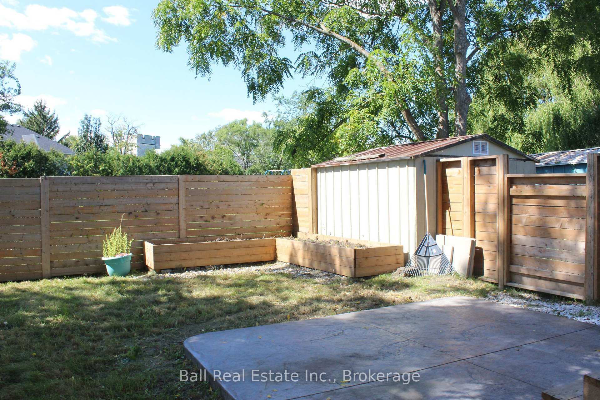 Photo 6 of 4 Holden Street, Belleville, Belleville Ward — HOMEH