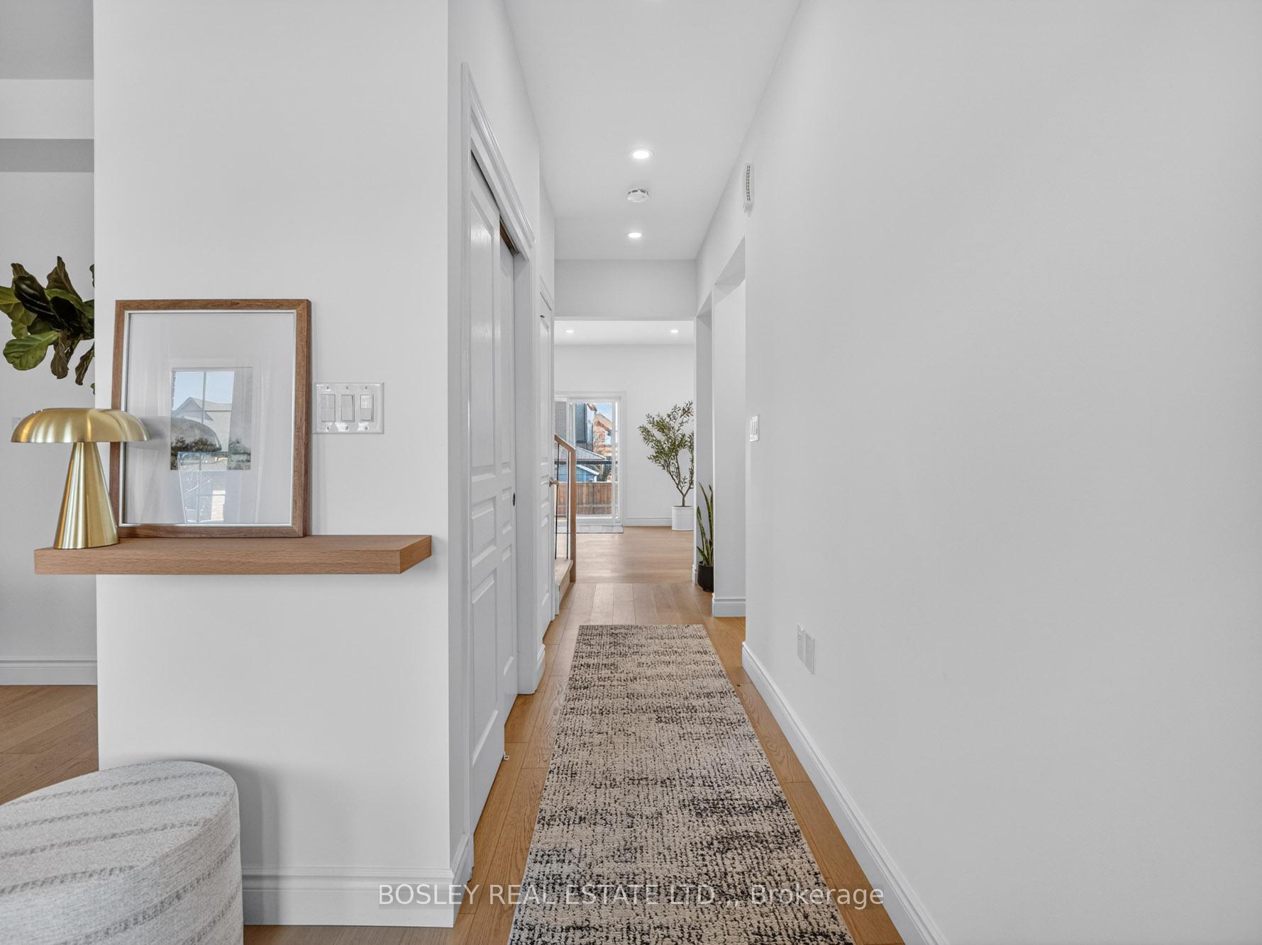 Photo 5 of 75 Bergenstein Crescent, Pelham, Fonthill — HOMEH