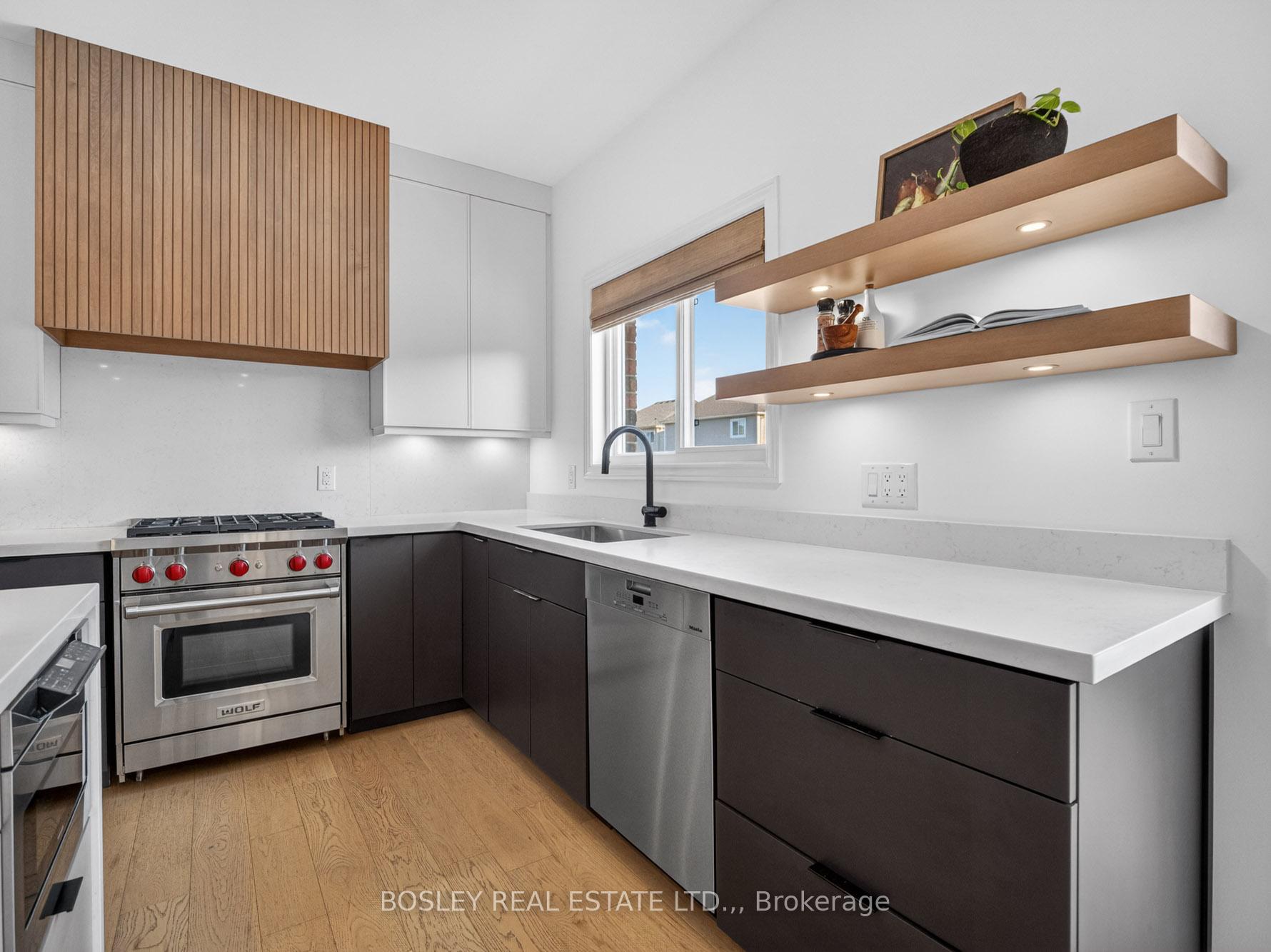 Photo 8 of 75 Bergenstein Crescent, Pelham, Fonthill — HOMEH