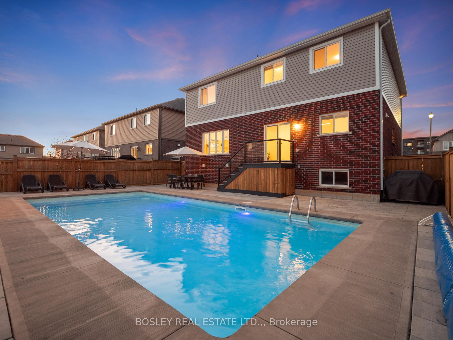 Photo 30 of 75 Bergenstein Crescent, Pelham, Fonthill — HOMEH