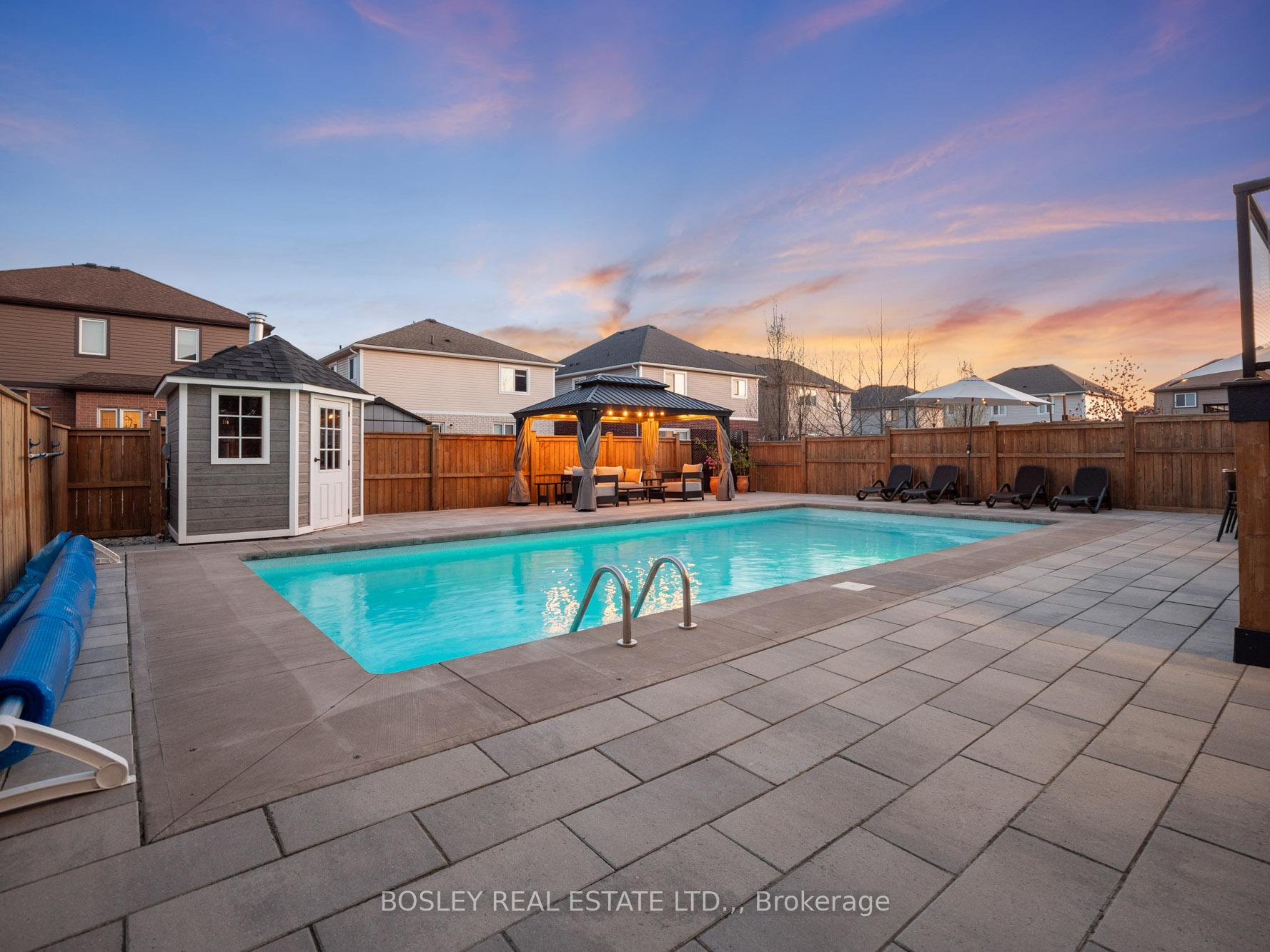 Photo 31 of 75 Bergenstein Crescent, Pelham, Fonthill — HOMEH