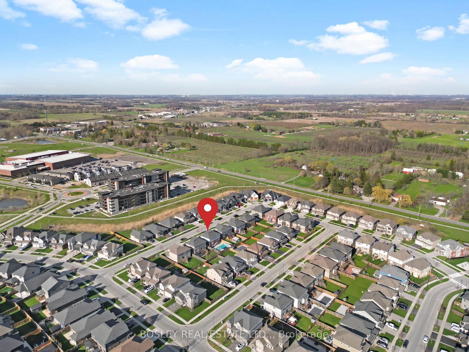 Photo 43 of 75 Bergenstein Crescent, Pelham, Fonthill — HOMEH
