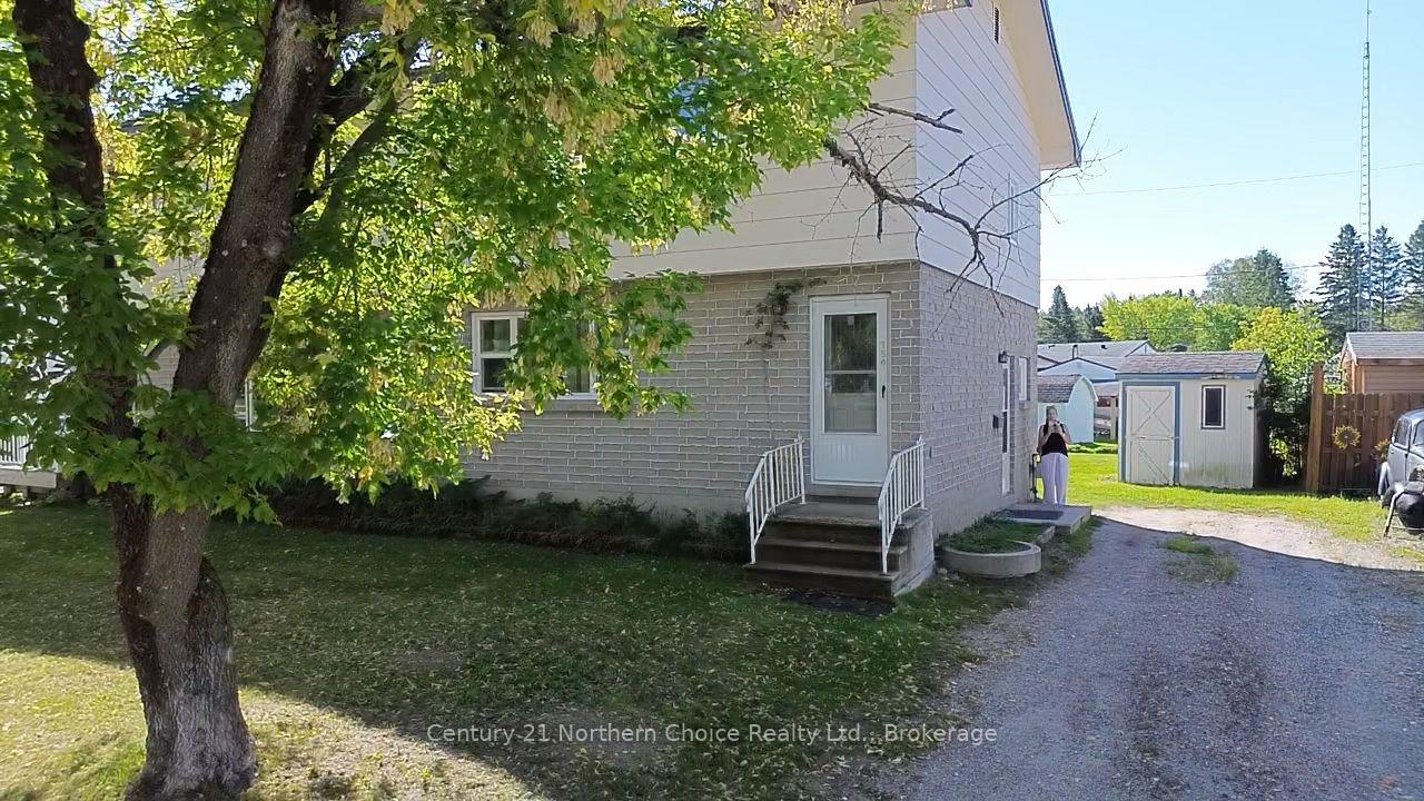 Photo 3 of 154 Parkdale Road, Dryden, Milestone — HOMEH