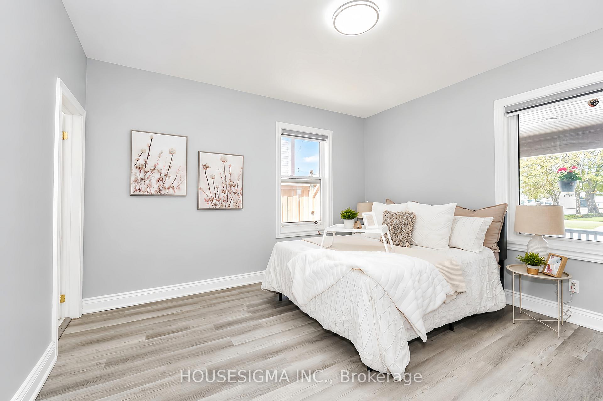 Photo 17 of 136 Celina Street, Oshawa, Central — HOMEH