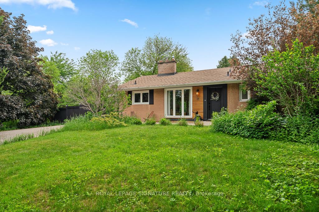 Front of 11 Yewfield Crescent