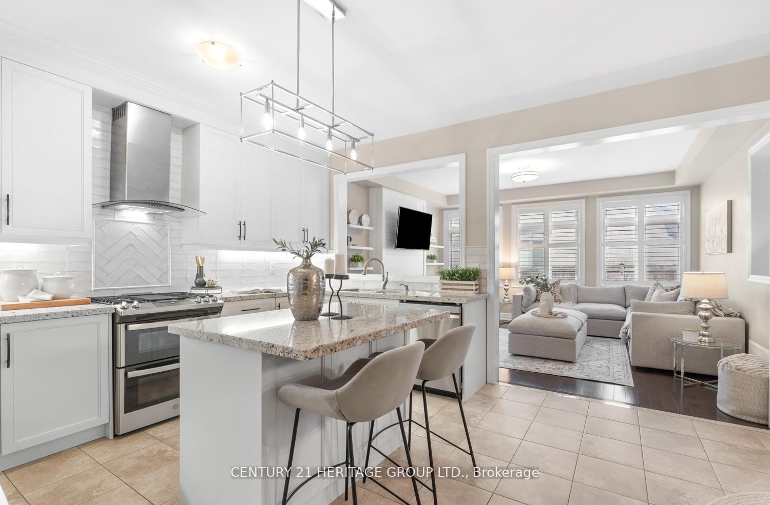 Photo 9 of 67 Alex Campbell Crescent, King, King City — HOMEH