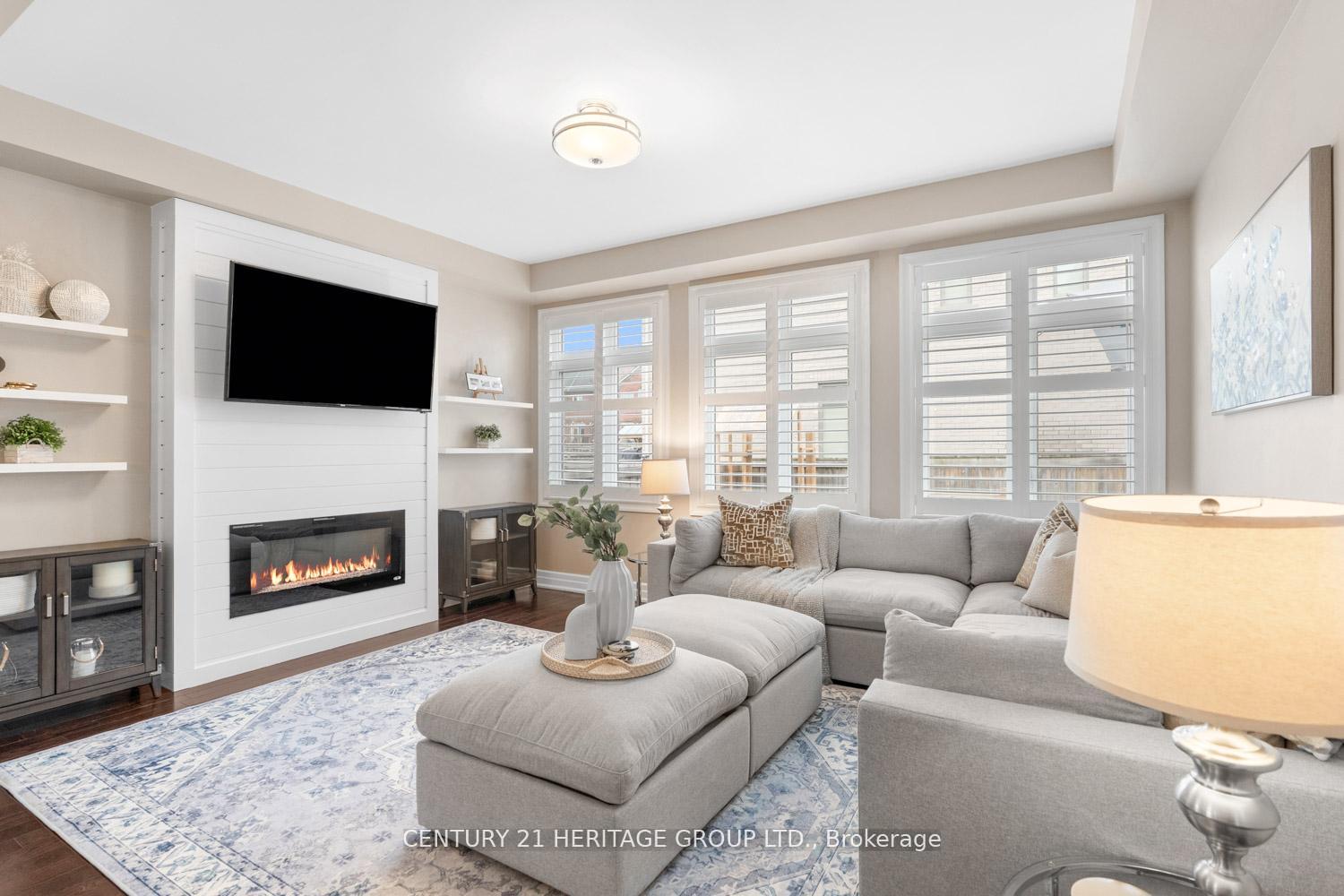 Photo 10 of 67 Alex Campbell Crescent, King, King City — HOMEH