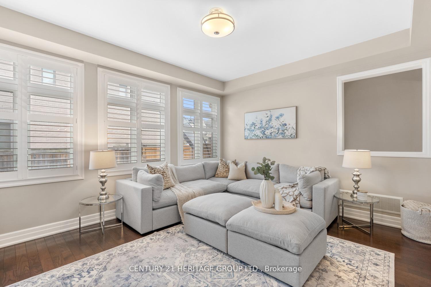Photo 12 of 67 Alex Campbell Crescent, King, King City — HOMEH