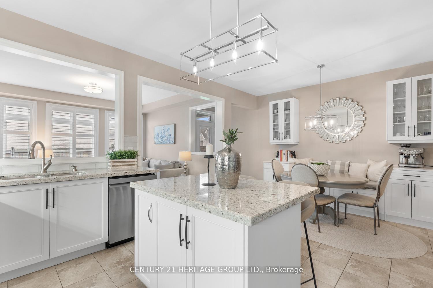 Photo 14 of 67 Alex Campbell Crescent, King, King City — HOMEH