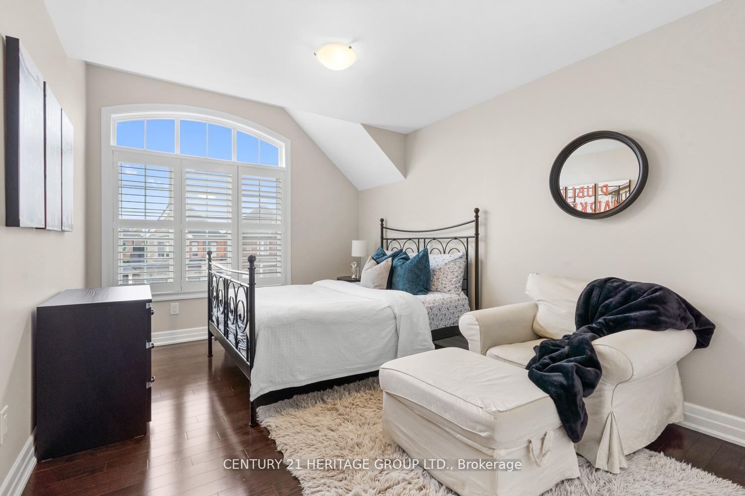 Photo 26 of 67 Alex Campbell Crescent, King, King City — HOMEH