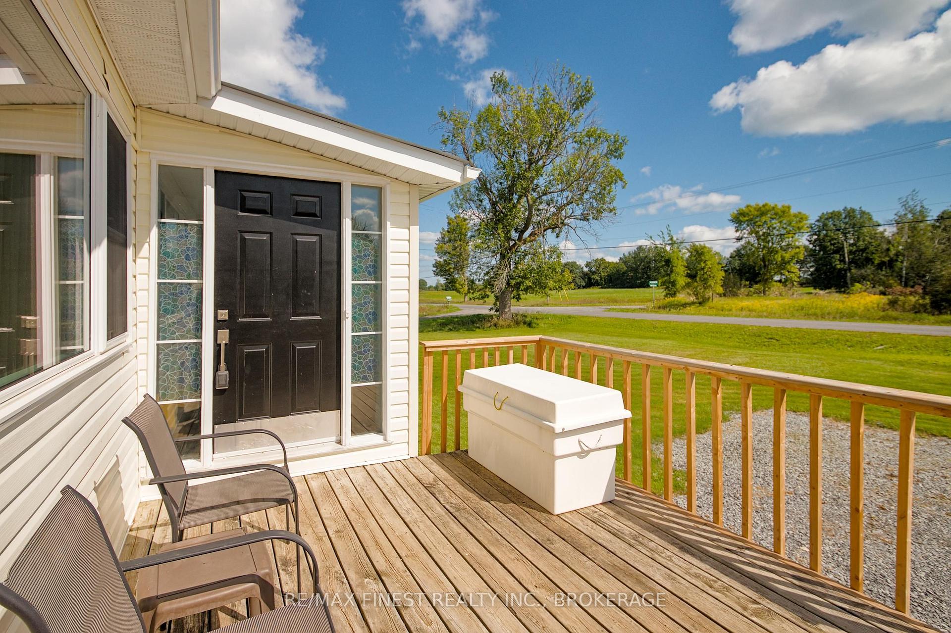 Photo 4 of 7720 Front Road, Loyalist, Amherst Island — HOMEH