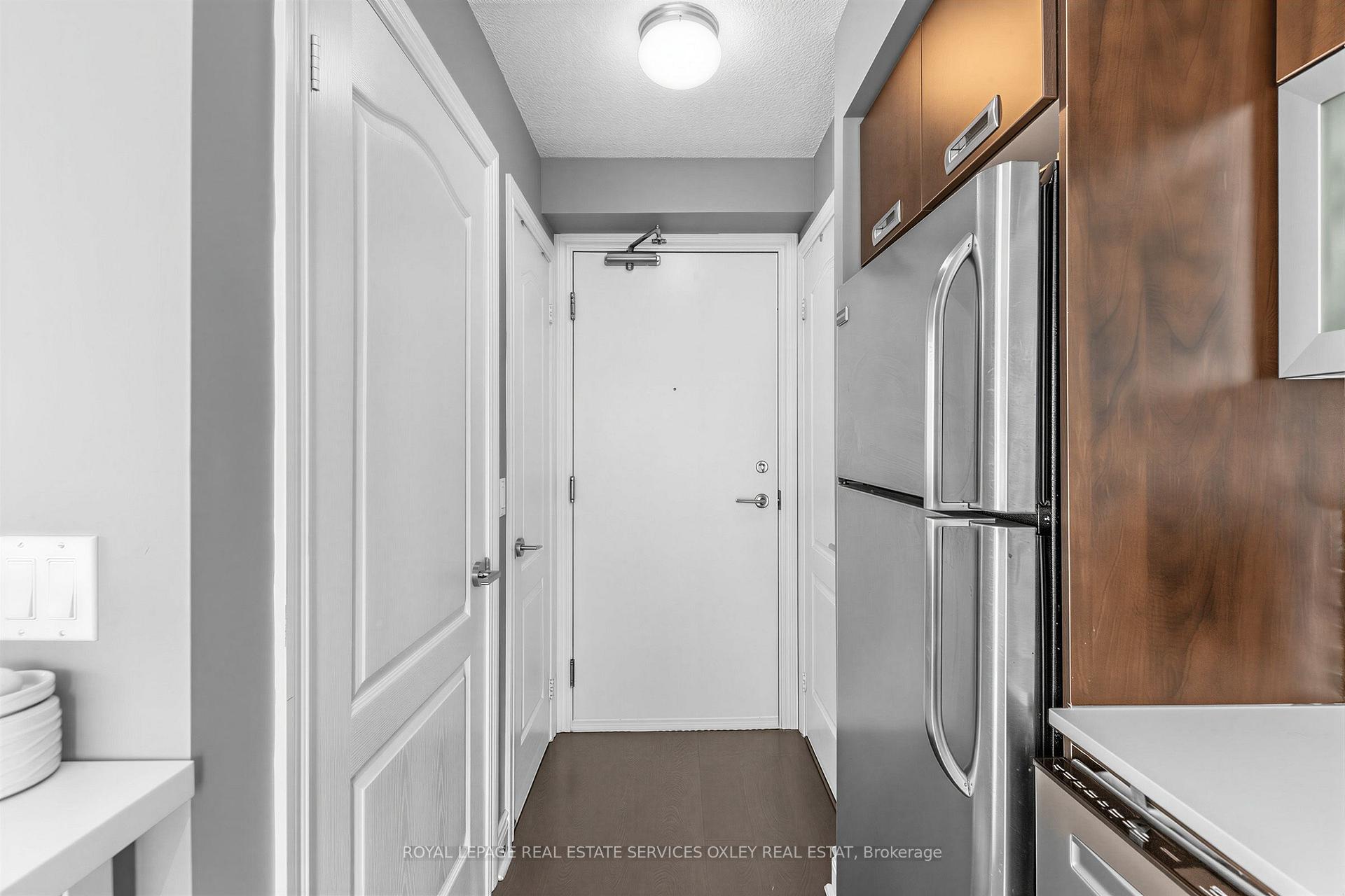 Photo 10 of Unit 1102, 100 Western Battery Road, Toronto, Niagara — HOMEH