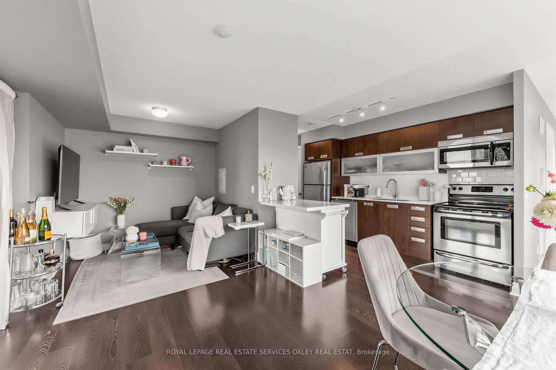 Photo 12 of Unit 1102, 100 Western Battery Road, Toronto, Niagara — HOMEH