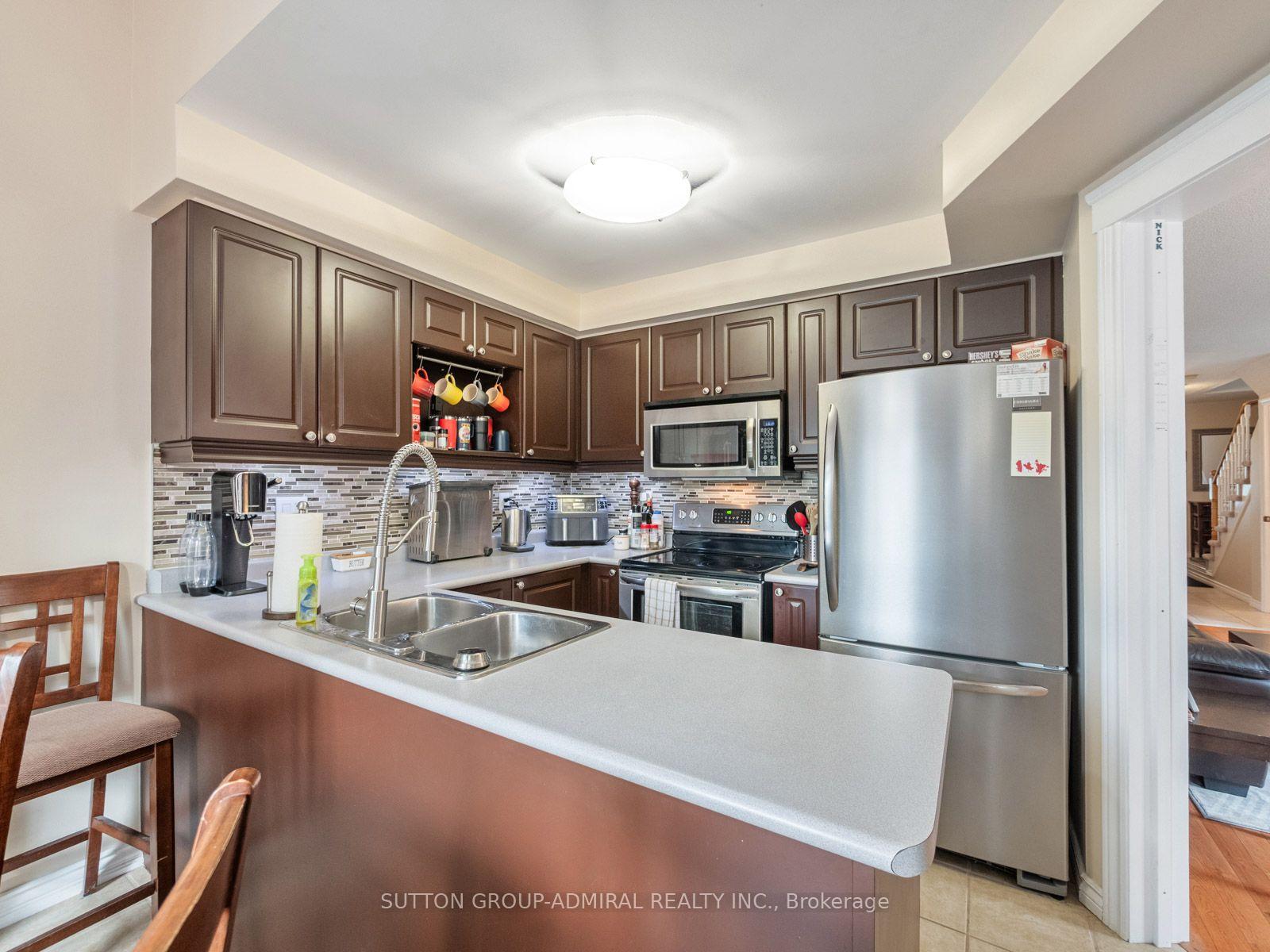Photo 14 of 267 Warner Crescent, Newmarket, Summerhill Estates — HOMEH