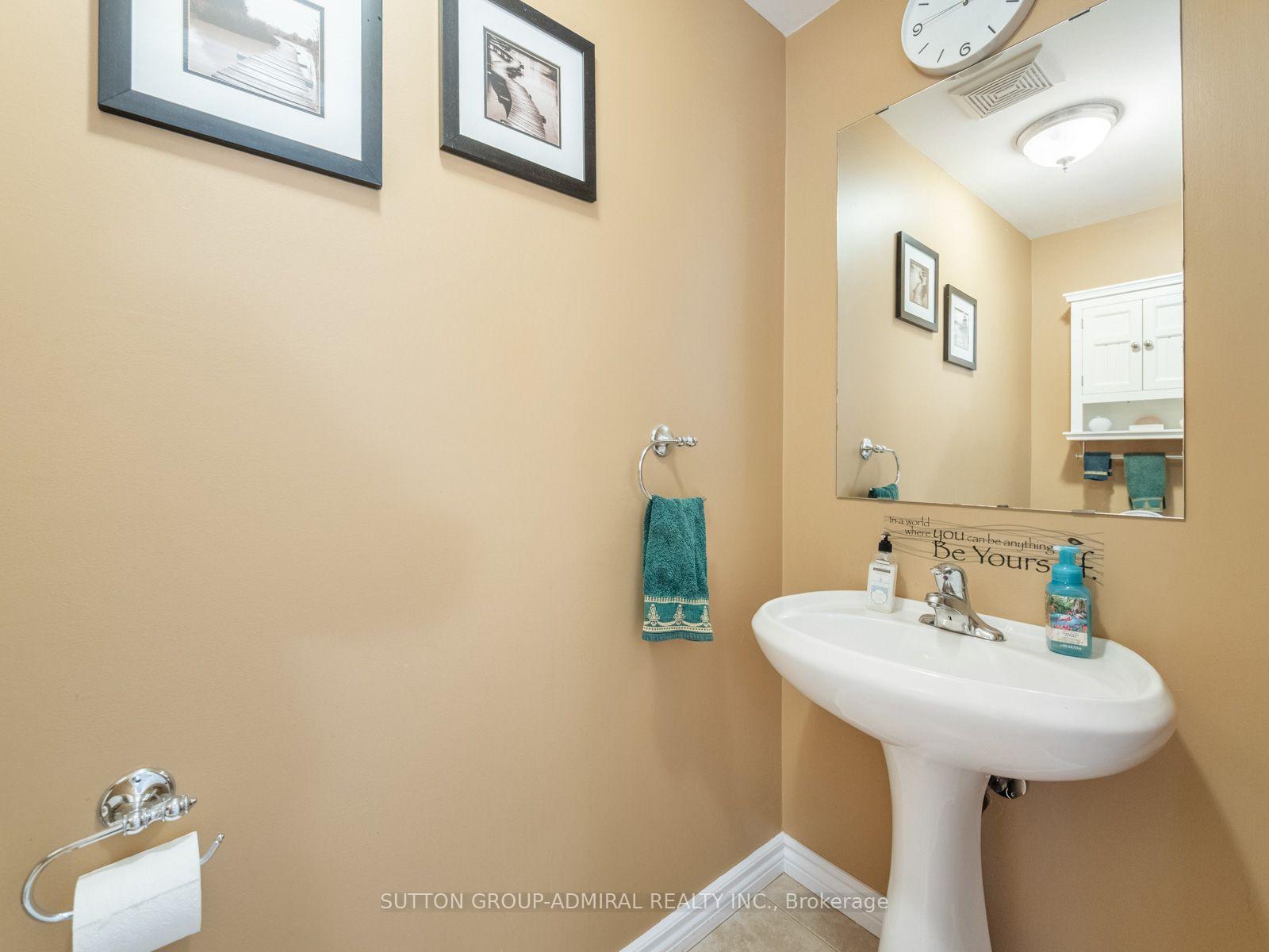 Photo 18 of 267 Warner Crescent, Newmarket, Summerhill Estates — HOMEH