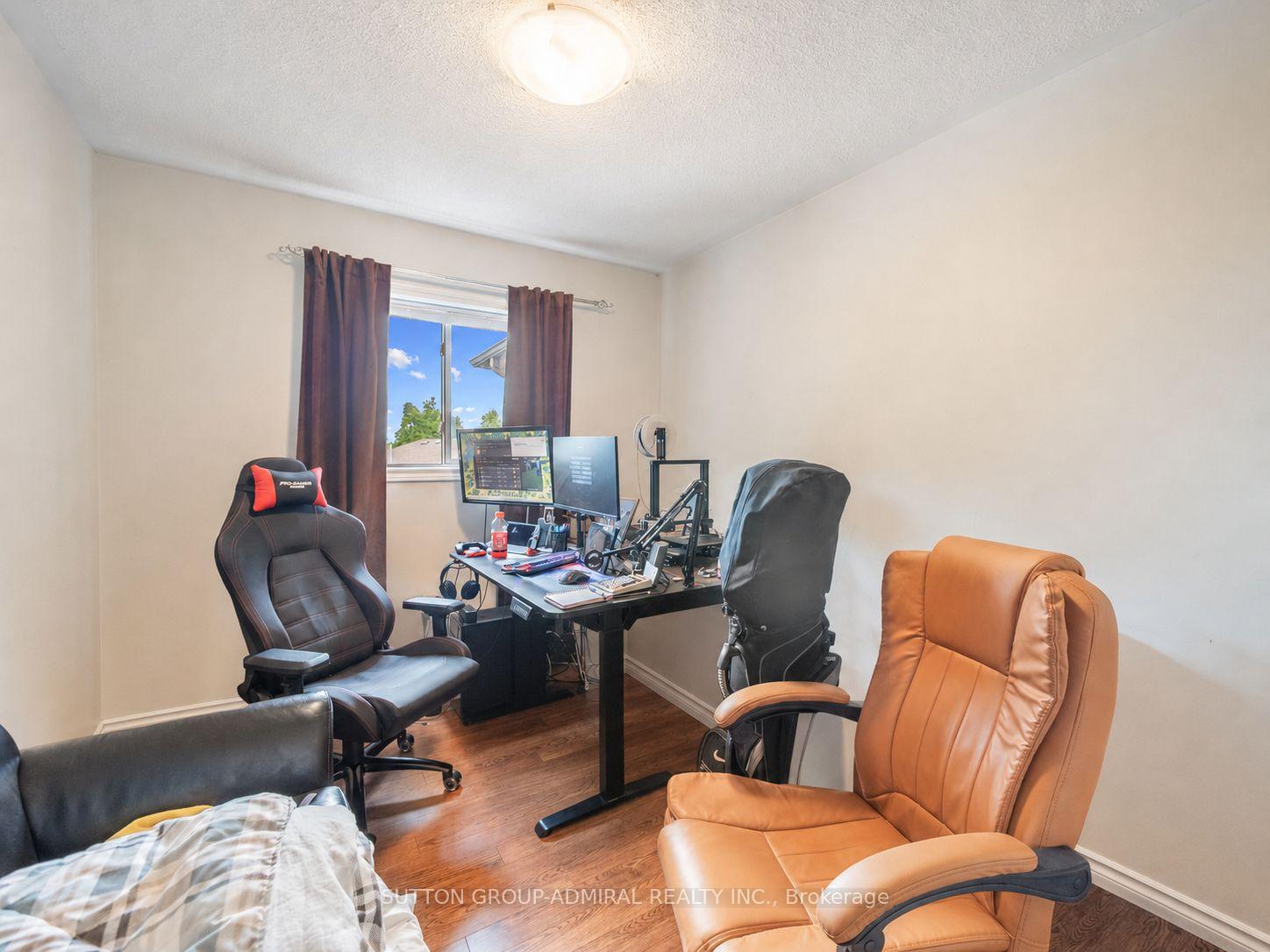 Photo 26 of 267 Warner Crescent, Newmarket, Summerhill Estates — HOMEH