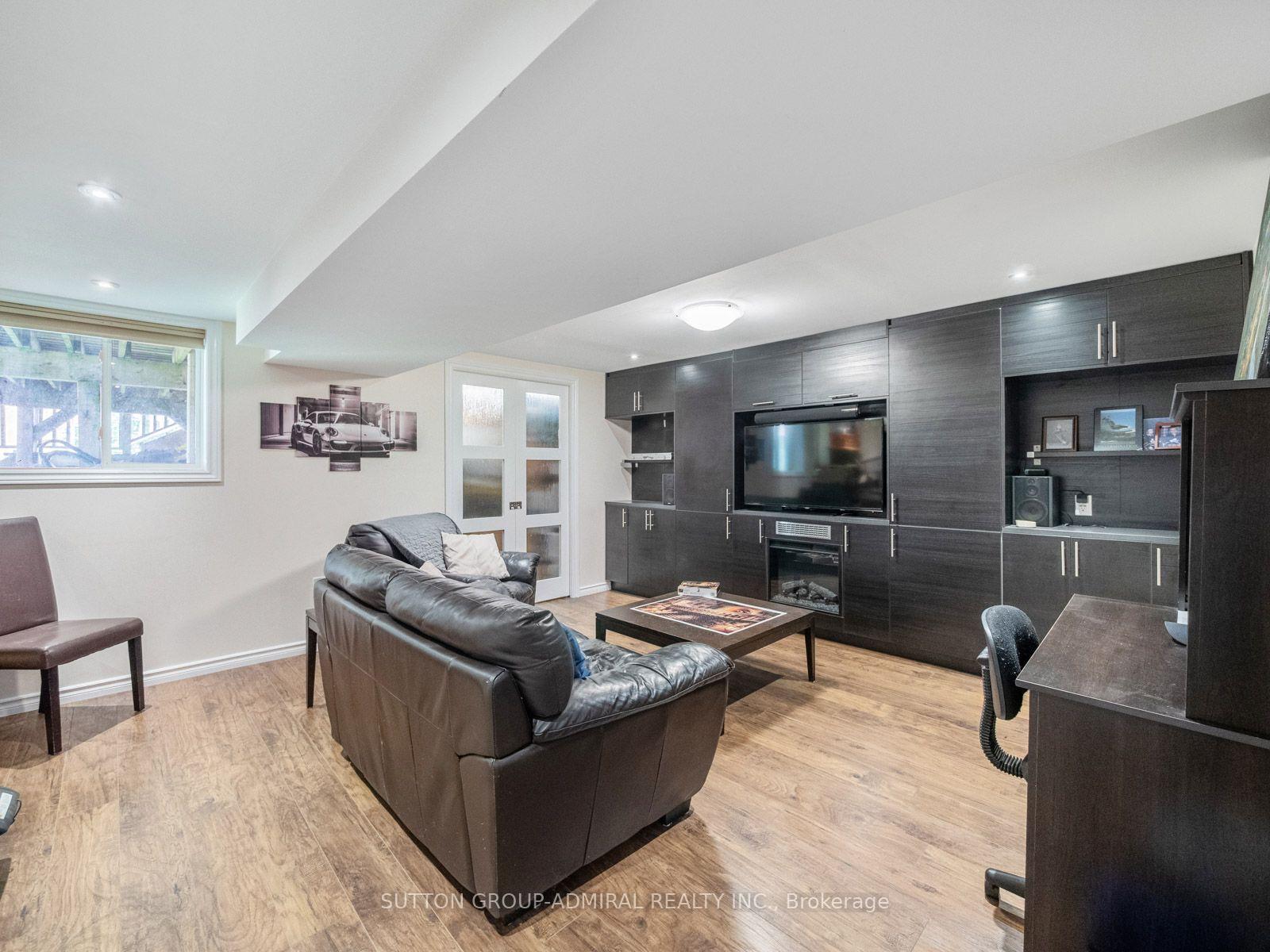 Photo 31 of 267 Warner Crescent, Newmarket, Summerhill Estates — HOMEH