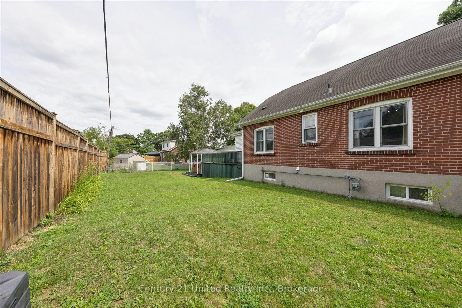 Photo 35 of 72 Kent Street, Peterborough, Town Ward 3 — HOMEH